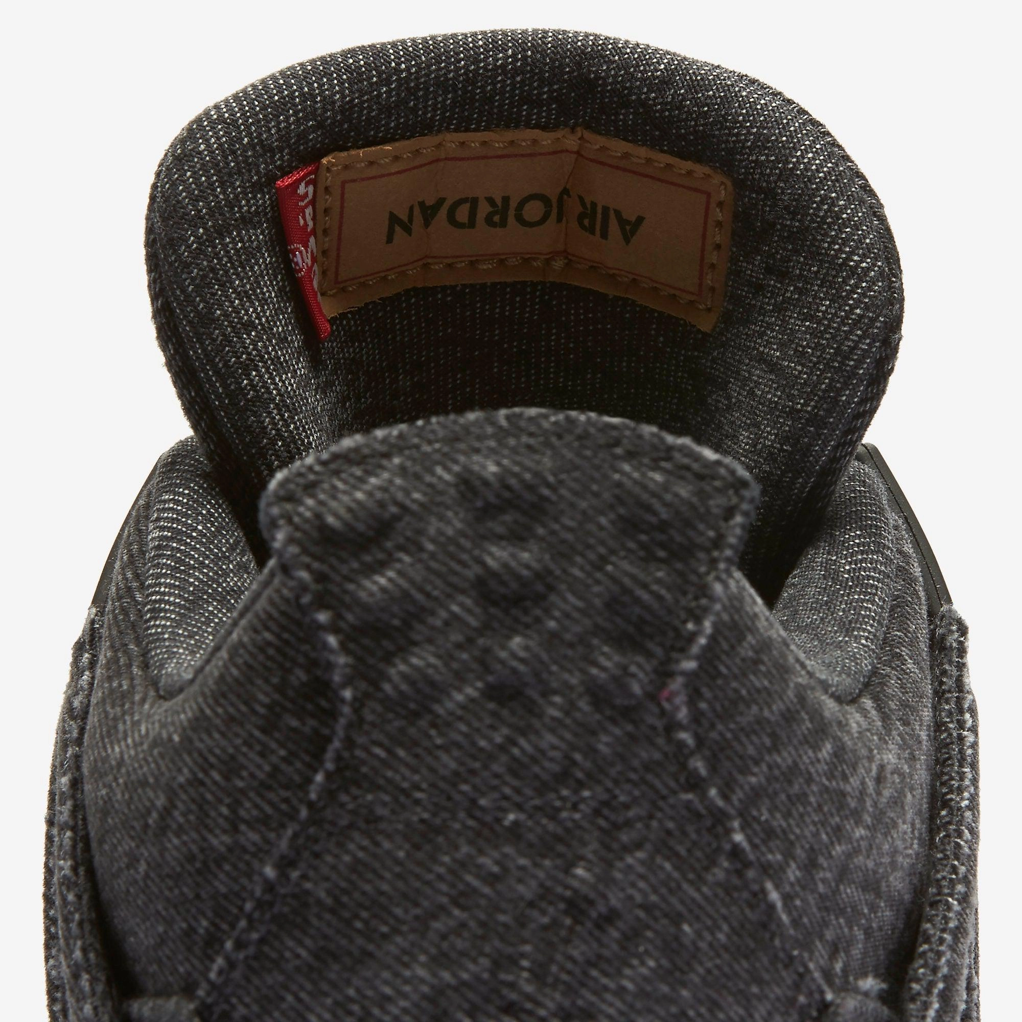 (Men's) Air Jordan 4 Retro Levi's NRG 'Black Denim' (Levi's Tag) (2018) AO2571-001 Air Jordan 4 Visible Air Unit Sneakers