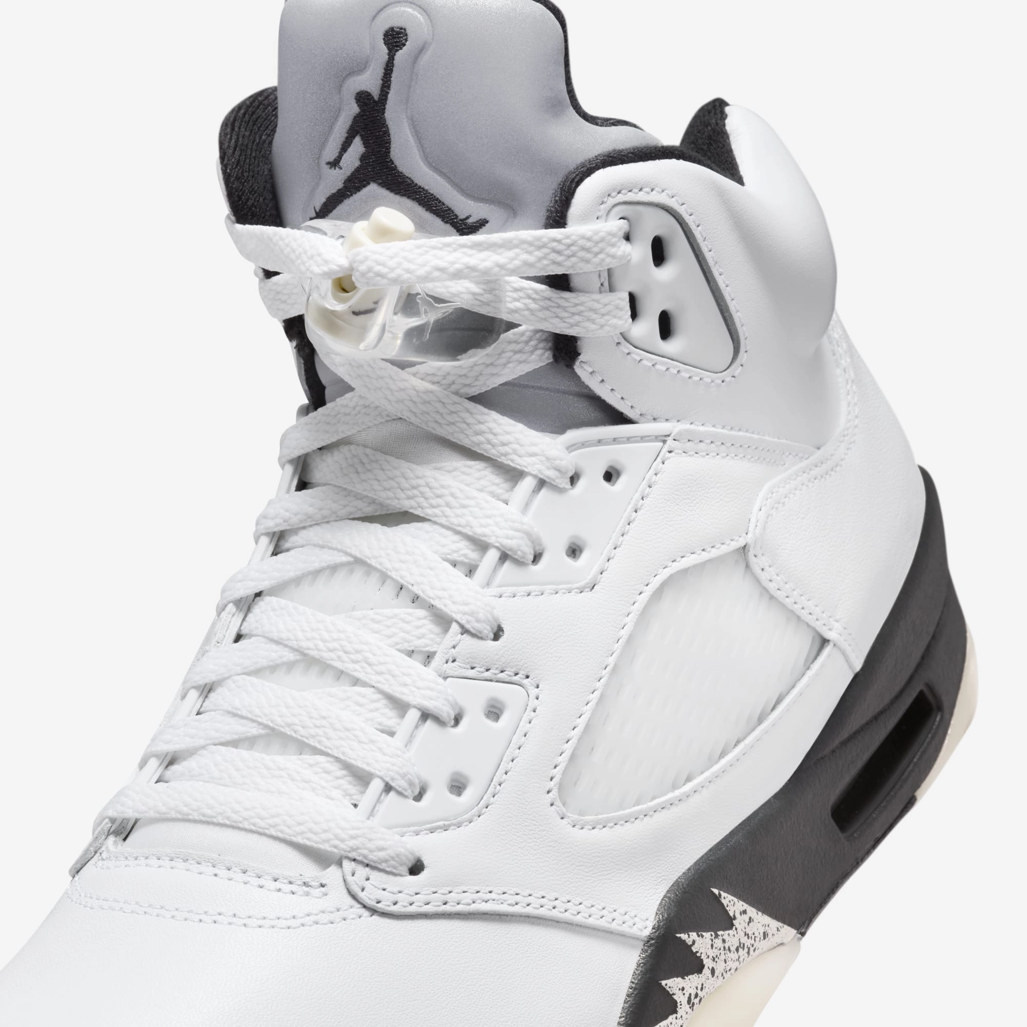 (Men's) Air Jordan 5 Retro 'Reverse Metallic / Oreo 2.0' (2024) DD0587-110 Air Jordan 5 Mesh Panel Basketball Shoes