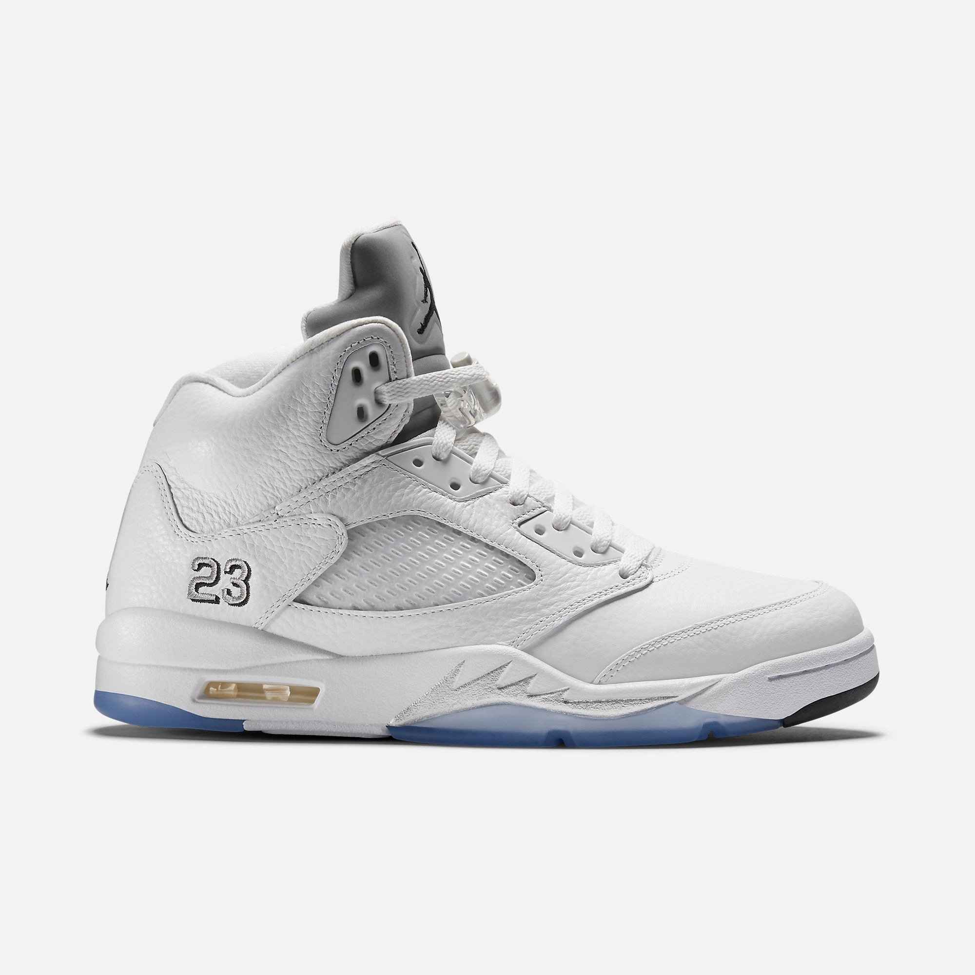 (Men's) Air Jordan 5 Retro 'White Metallic' (2015) 136027-130 Air Jordan 5 Mesh Panel Basketball Shoes