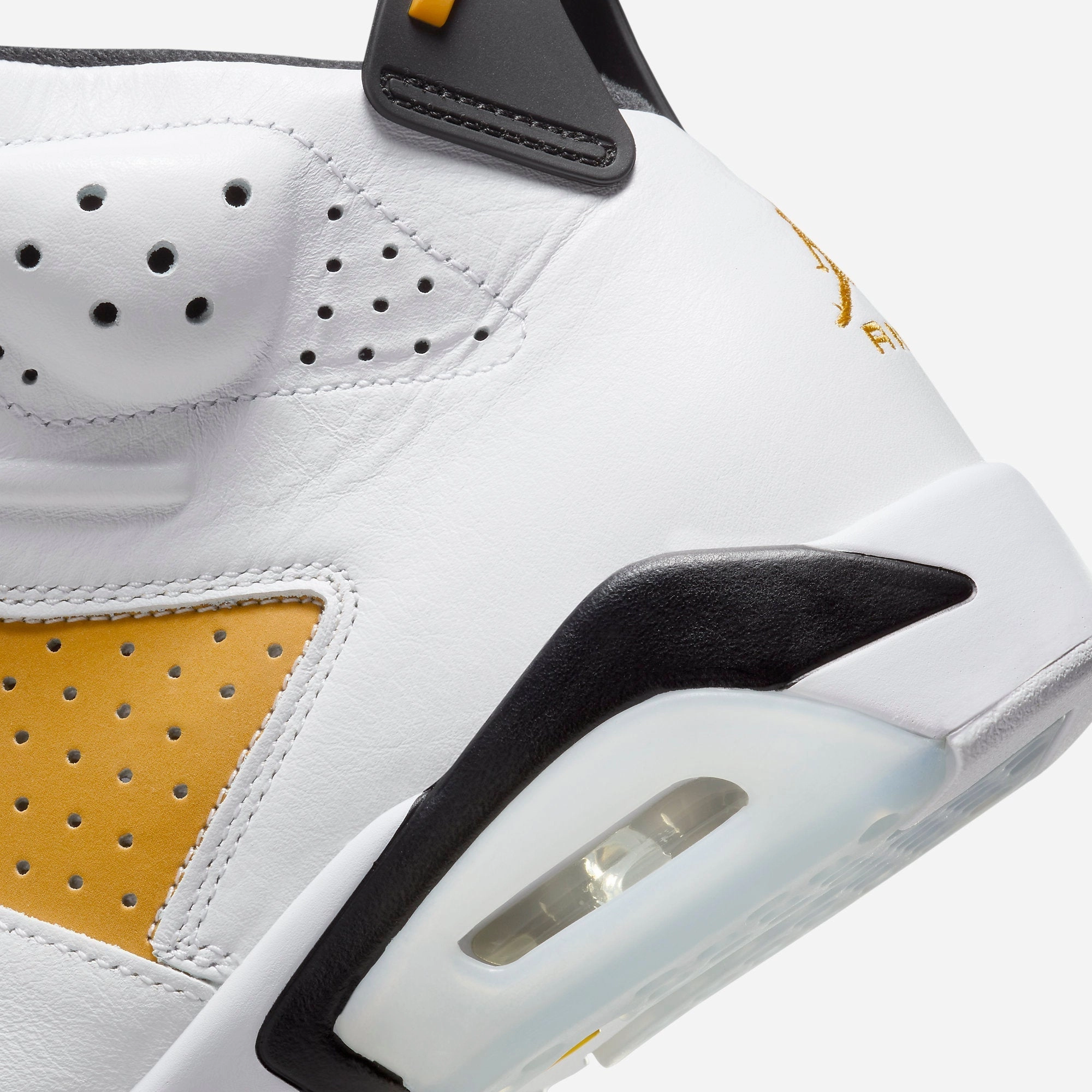 (Men's) Air Jordan 6 Retro 'White / Yellow Ochre' (2024) CT8529-170 Air Jordan 6 Classic High-Top Sneakers