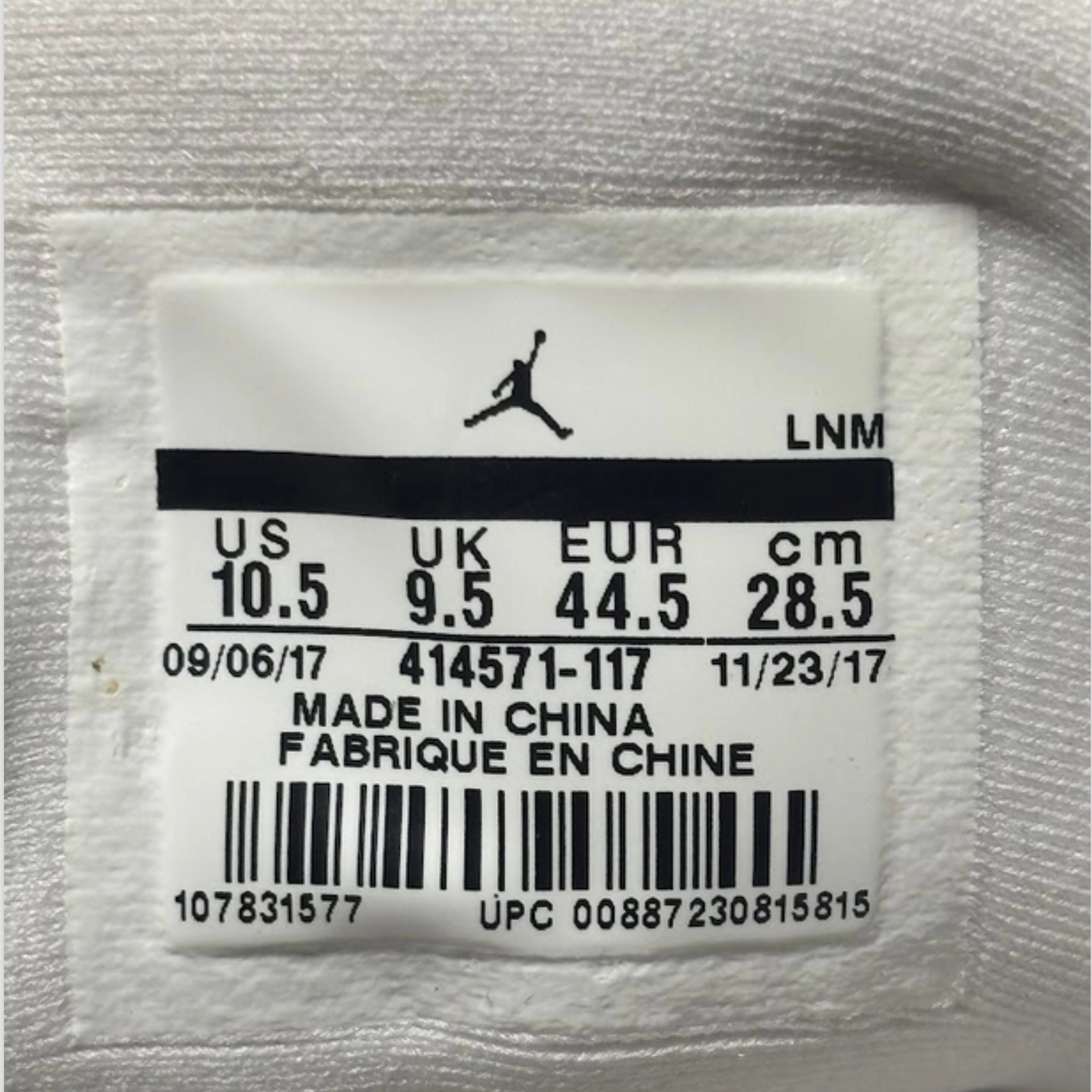 [PRE-LOVED: Size 10.5M / 12W] (Men's) Air Jordan 13 Retro 'White / Hyper Royal' (2018) 414571-117 Air Jordan 13 Bold Sole Basketball Shoes