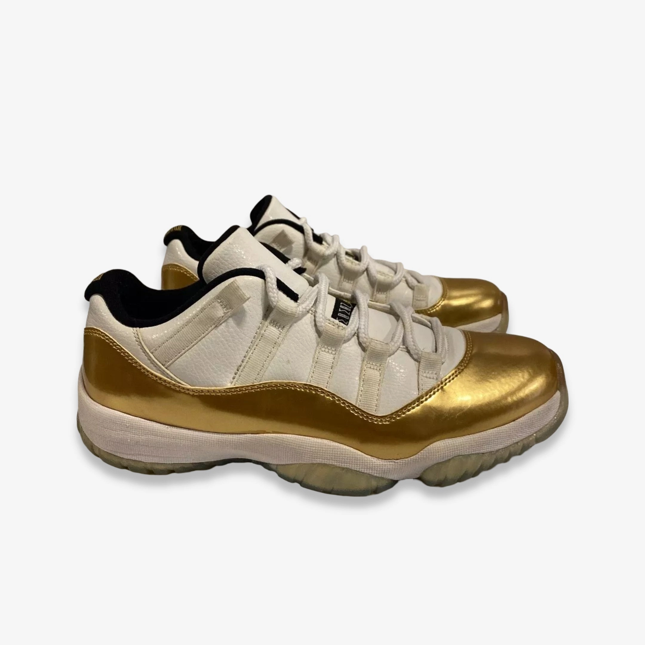 [PRE-LOVED: Size 8.5M / 10W] (Men's) Air Jordan 11 Retro Low 'Closing Ceremony' (2016) 528895-103 Air Jordan 11 Patent Basketball Shoes