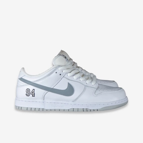 *PRE-ORDER* (Men's) Nike SB Dunk Low x Supreme 'Metallic Silver' (2025) HQ8487-100 Nike Sb styles