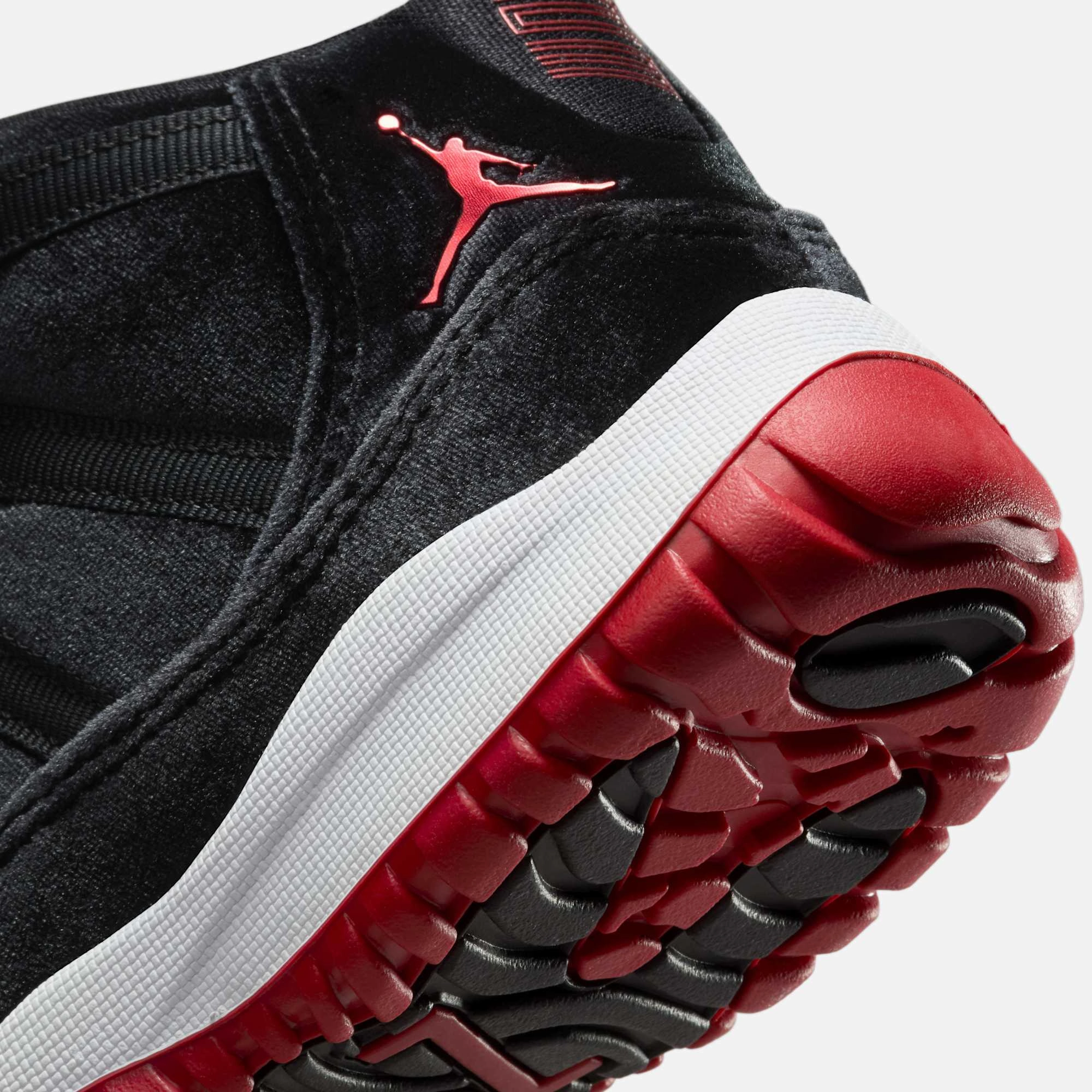 (PS) Air Jordan 11 Retro 'Bred Velvet' (2024) HF7807-061 Air Jordan 11 Patent Basketball Shoes