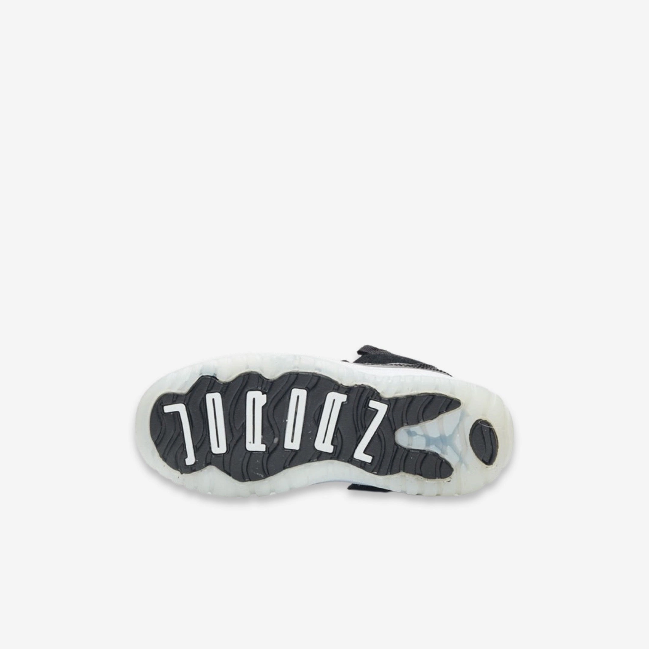 (PS) Air Jordan 11 Retro Low 'Barons' (2017) 505835-010 Air Jordan 11 Patent Basketball Shoes