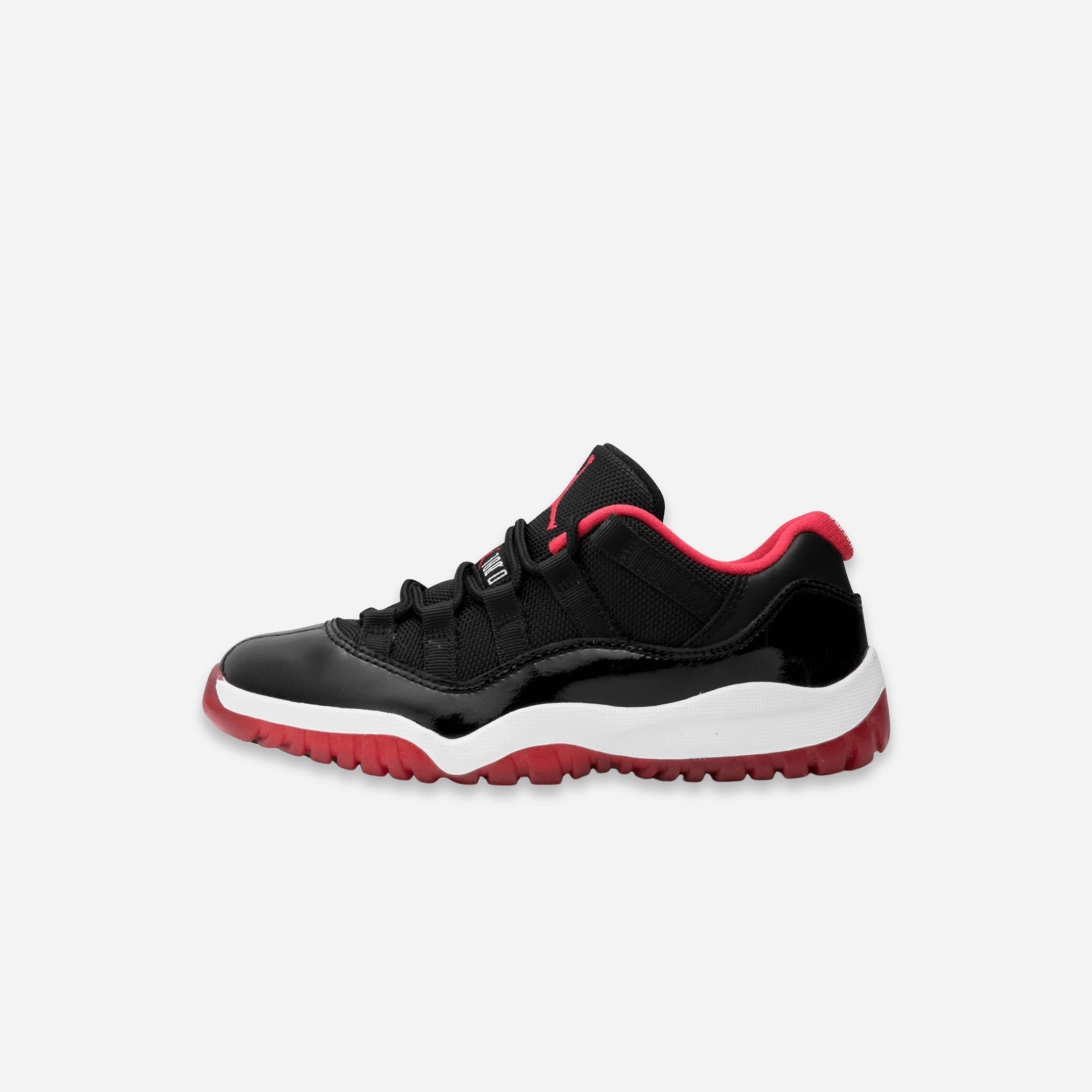 (PS) Air Jordan 11 Retro Low 'Bred' (2015) 505835-012 Air Jordan 11 basketball shoes with patent look