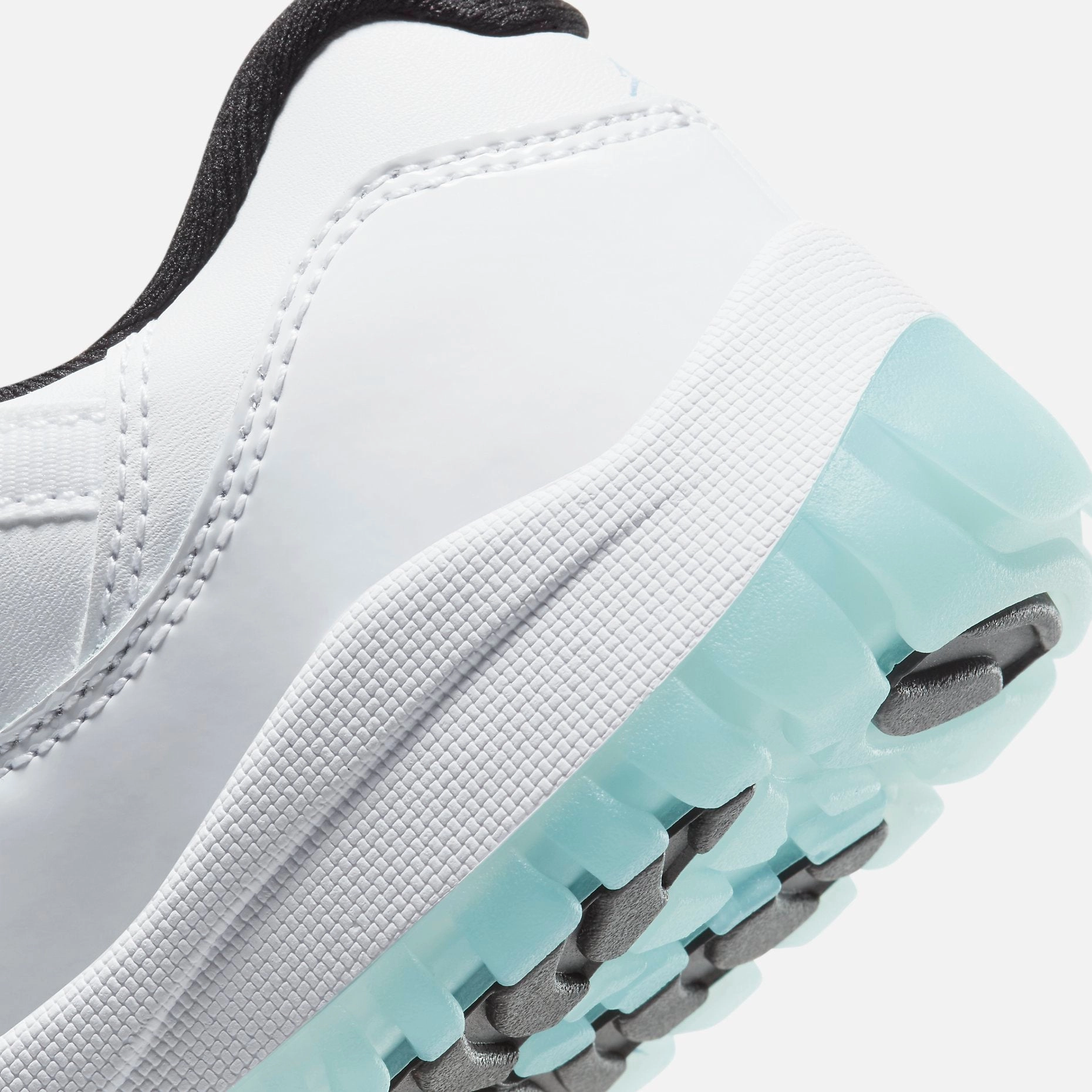 (PS) Air Jordan 11 Retro Low 'Legend Blue' (2021) 505835-117 Air Jordan 11 Patent Basketball Shoes