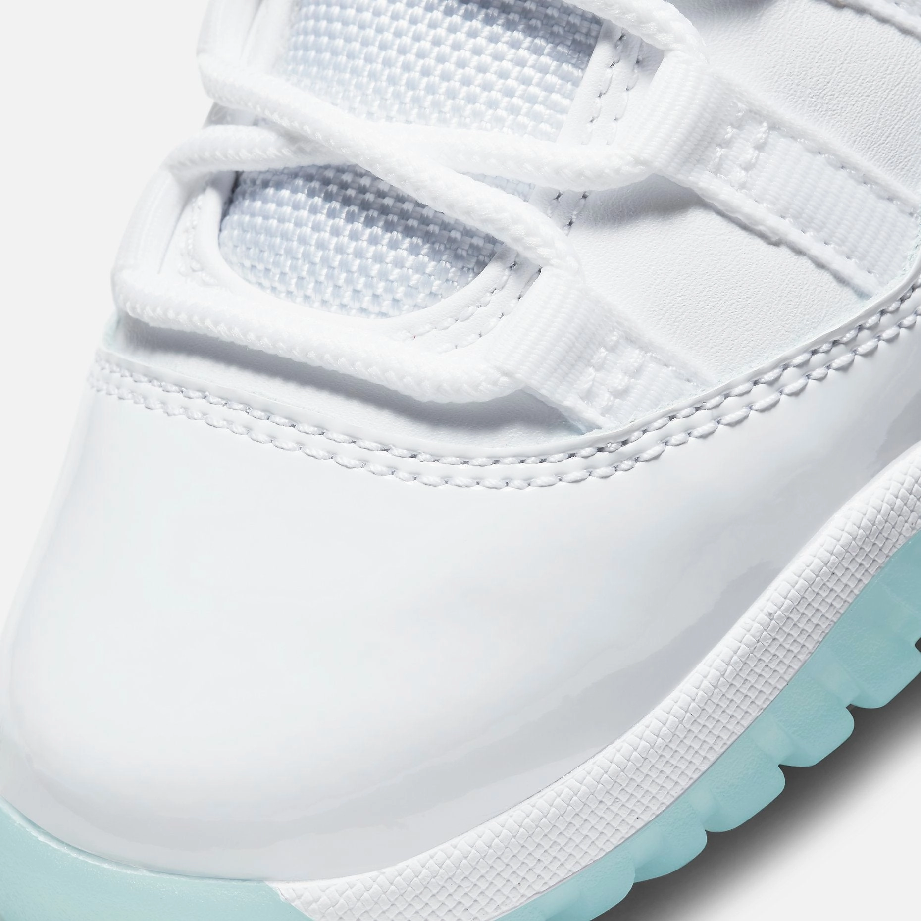 (PS) Air Jordan 11 Retro Low 'Legend Blue' (2021) 505835-117 Air Jordan 11 Patent Basketball Shoes
