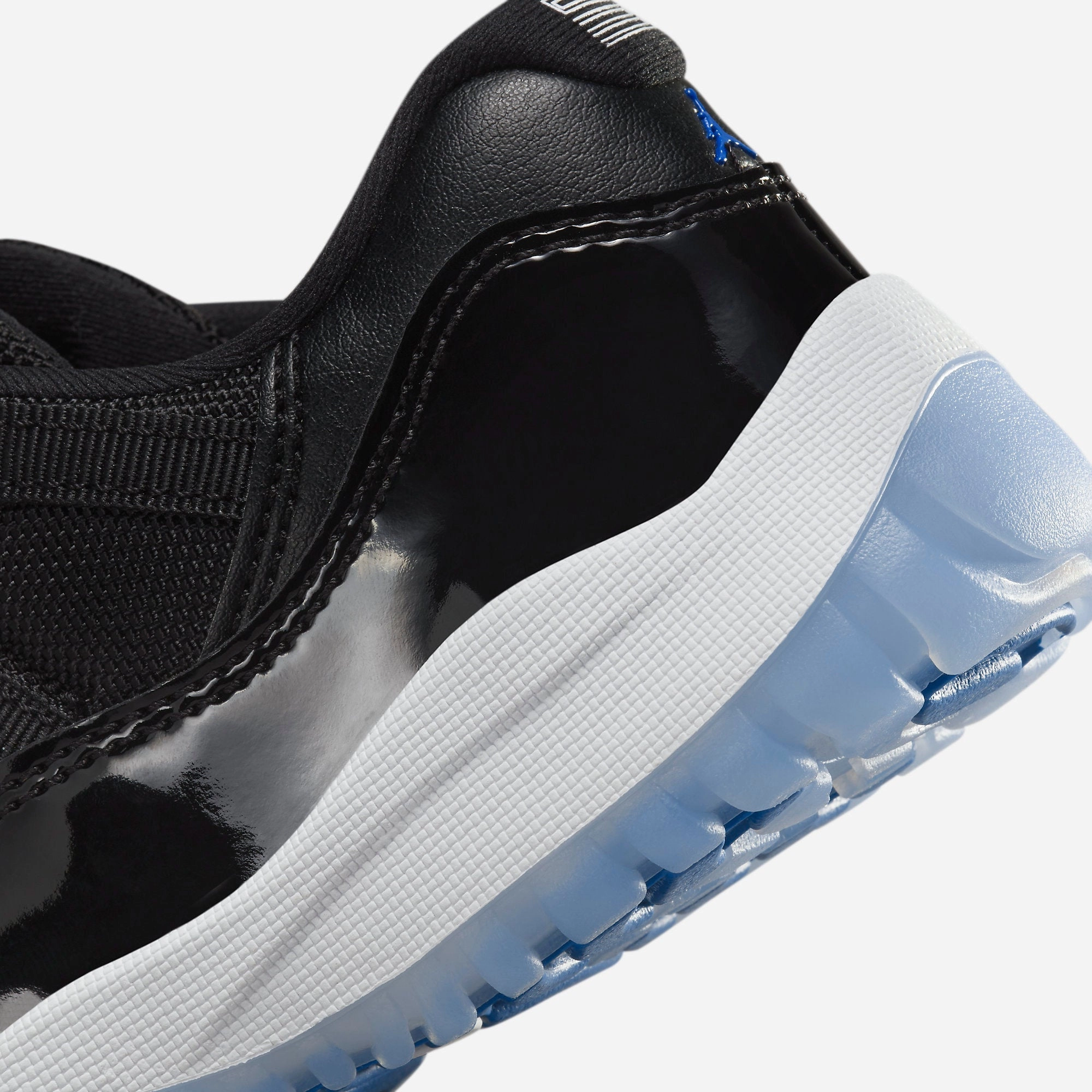 (PS) Air Jordan 11 Retro Low 'Space Jam' (2024) FV5116-004 Air Jordan 11 Patent Basketball Shoes