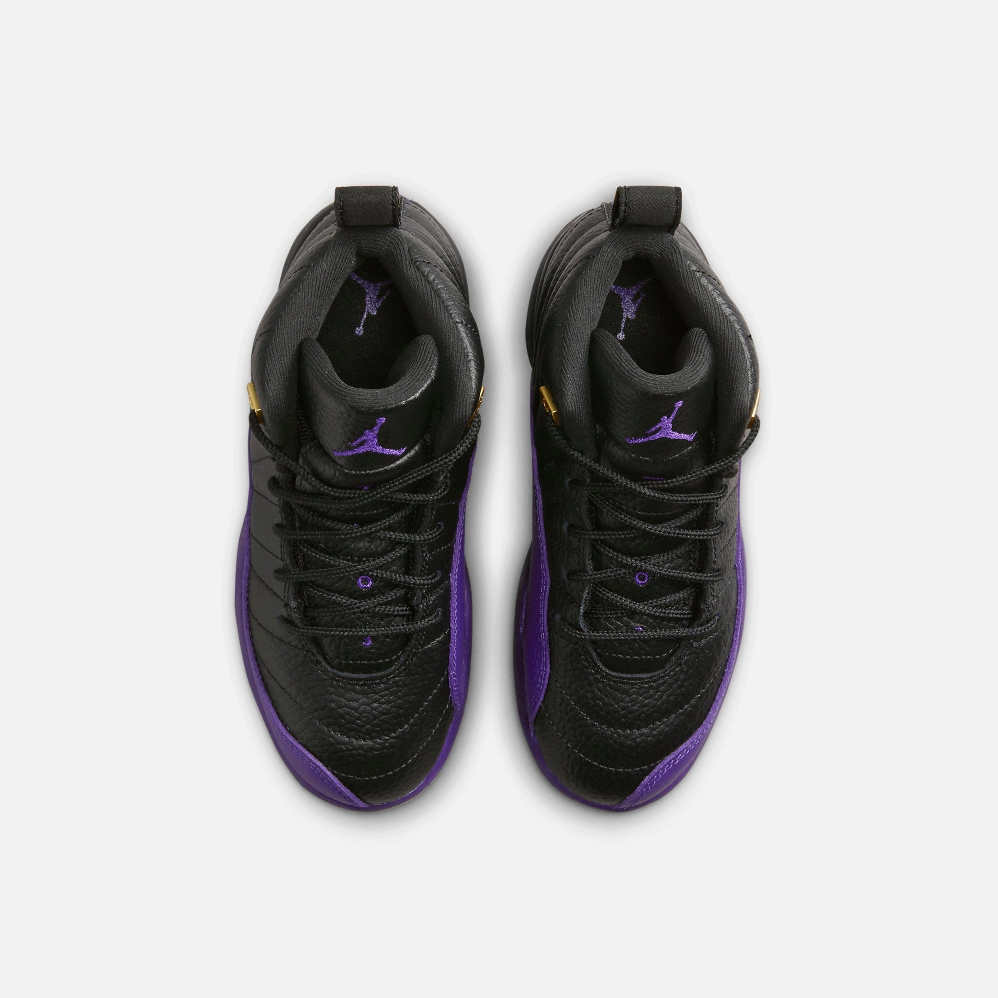 (PS) Air Jordan 12 Retro 'Field Purple' (2023) 151186-057 Air Jordan 12 Game-Ready Sneakers