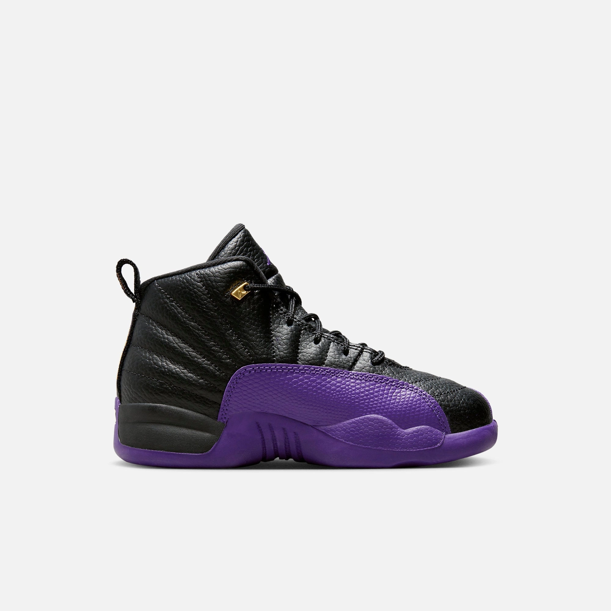 (PS) Air Jordan 12 Retro 'Field Purple' (2023) 151186-057 Air Jordan 12 Game-Ready Sneakers