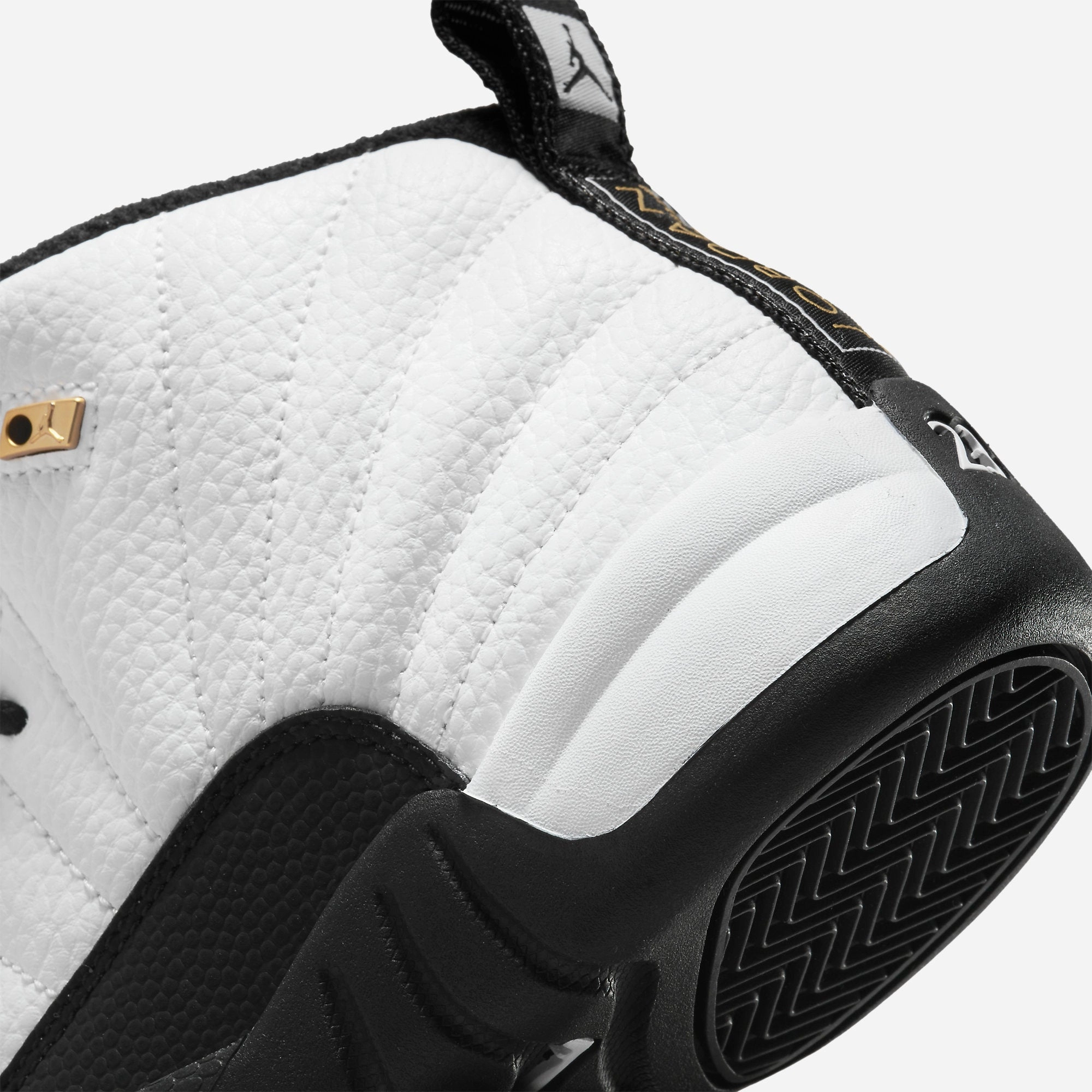 (PS) Air Jordan 12 Retro 'Royalty Taxi' (2021) 151186-170 Air Jordan 12 Game-Ready Sneakers