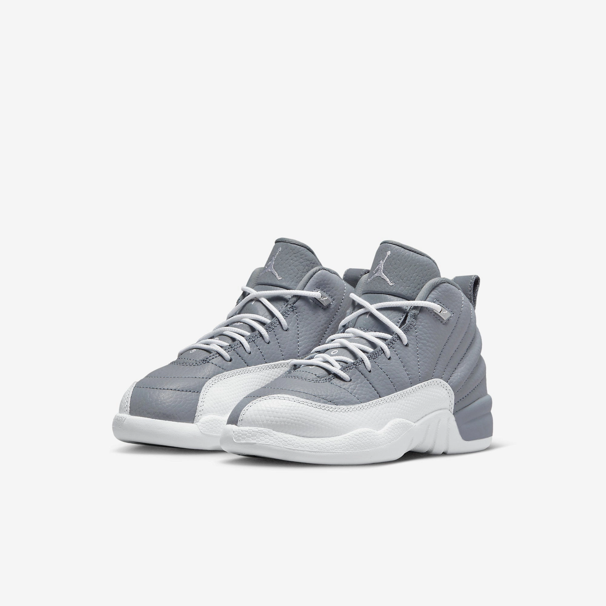 (PS) Air Jordan 12 Retro 'Stealth' (2022) 151186-015 Air Jordan 12 Game-Ready Sneakers