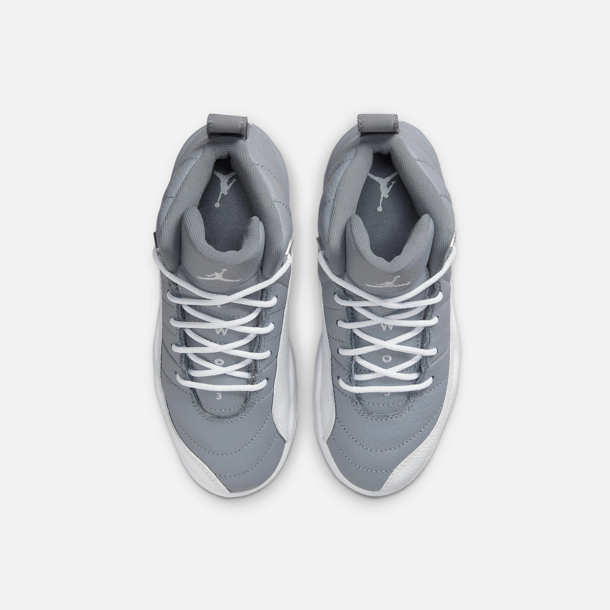 (PS) Air Jordan 12 Retro 'Stealth' (2022) 151186-015 Air Jordan 12 Game-Ready Sneakers