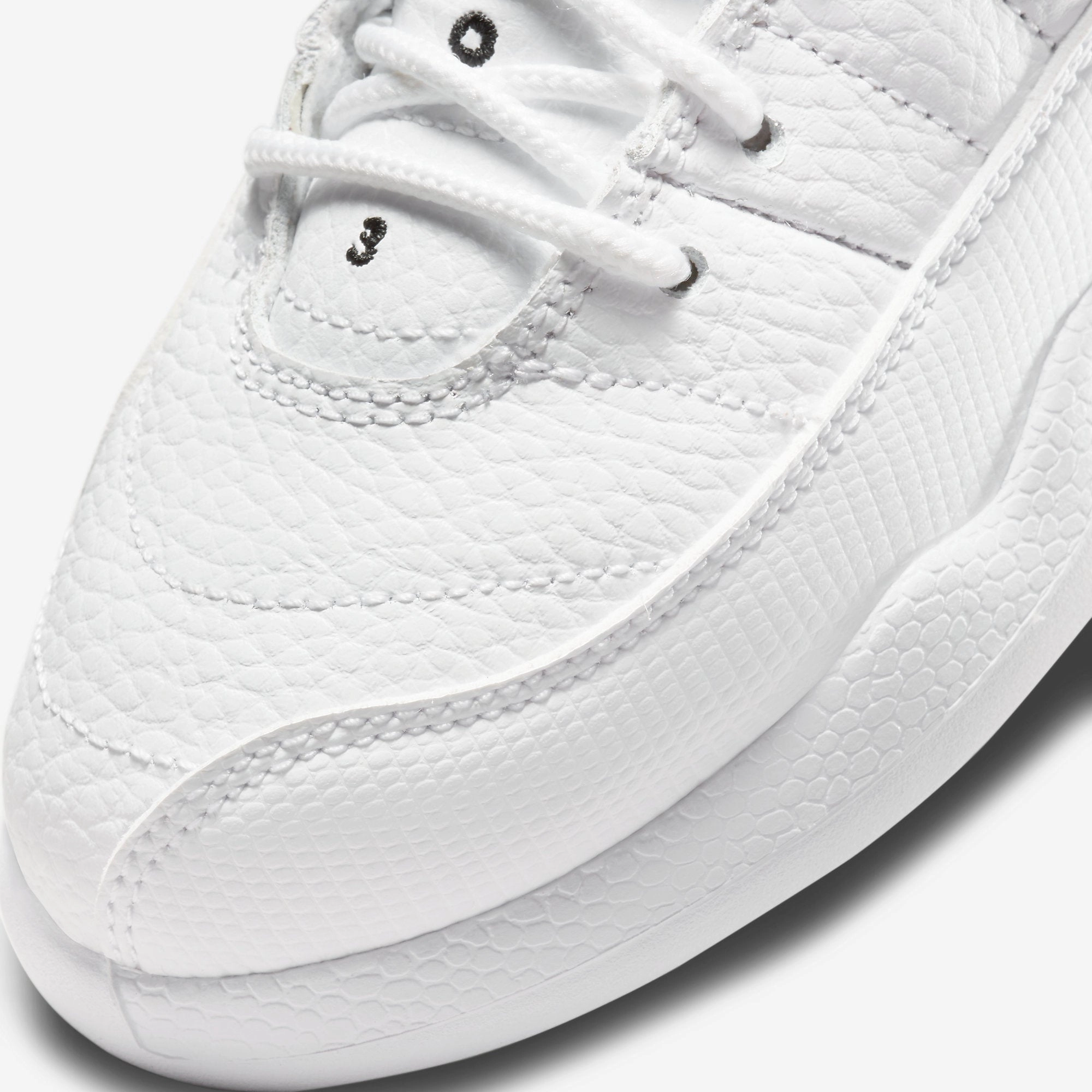 (PS) Air Jordan 12 Retro 'Twist' (2021) 151186-106 Air Jordan 12 Game-Ready Sneakers