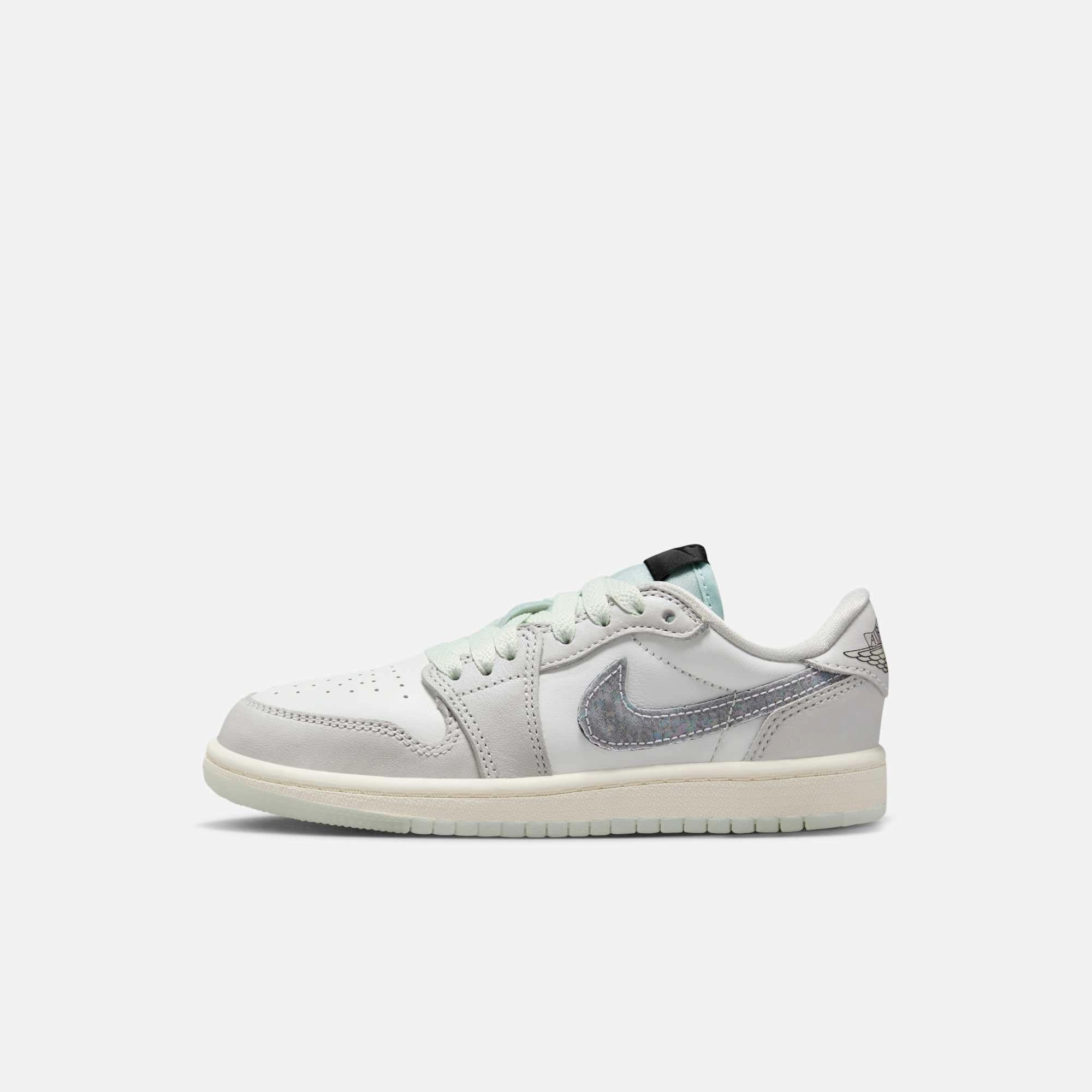 (PS) Air Jordan 1 Low OG 'Year of the Snake' (2025) HF3205-100 Authentic Air Jordan 1 in premium leather