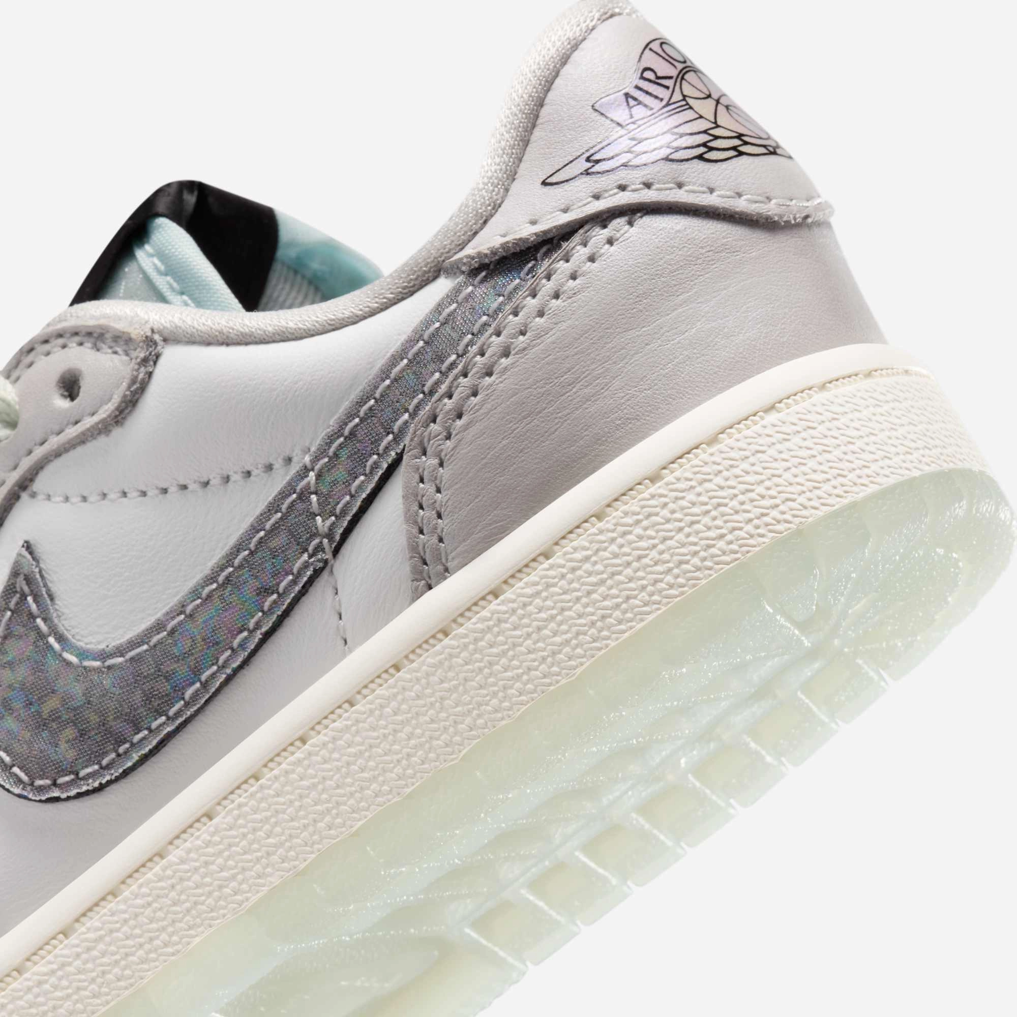 (PS) Air Jordan 1 Low OG 'Year of the Snake' (2025) HF3205-100 Air Jordan 1 Original Colorway Shoes