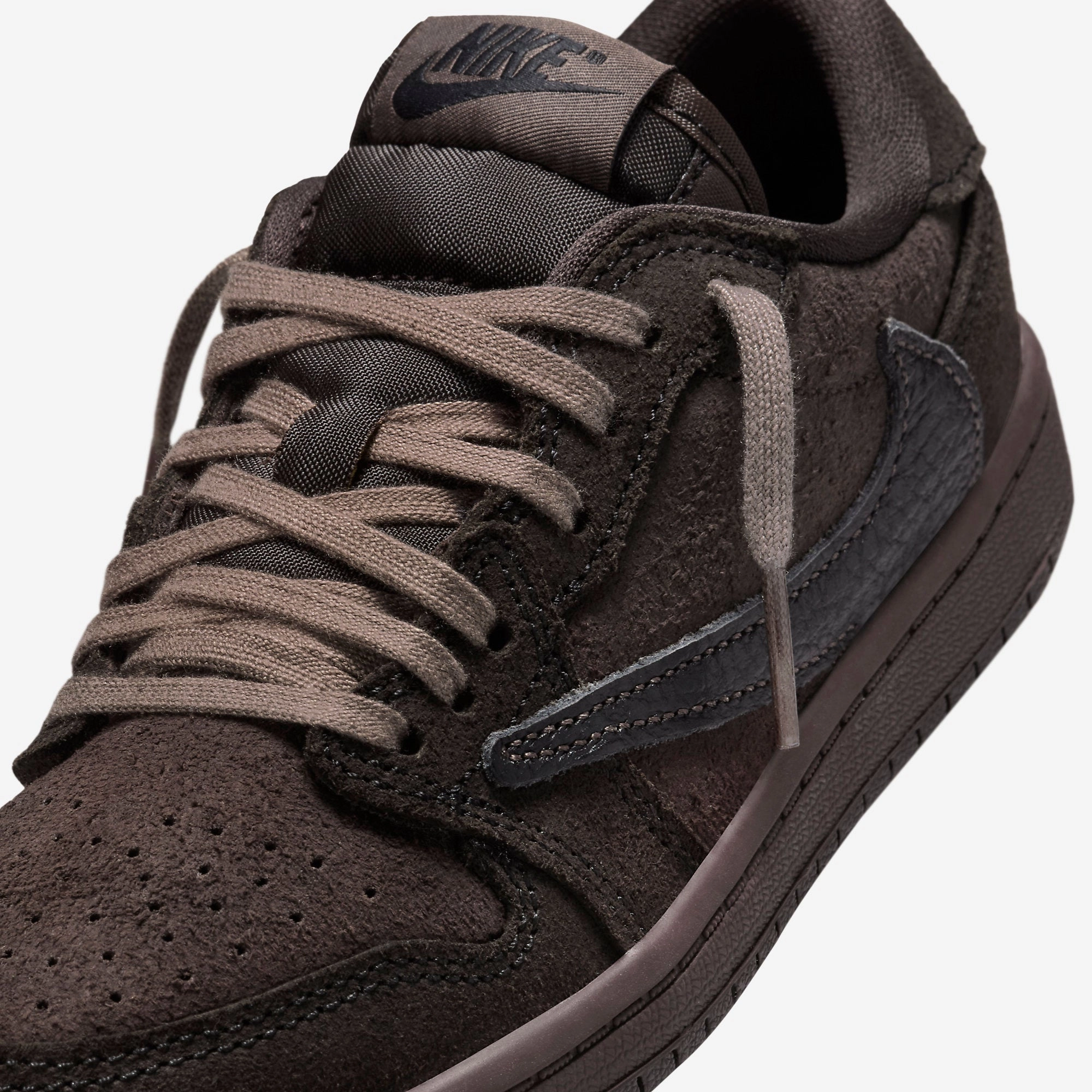 (PS) Air Jordan 1 Low OG SP x Travis Scott 'Velvet Brown' (2024) DO5442-202 Air Jordan 1 Original Colorway Shoes
