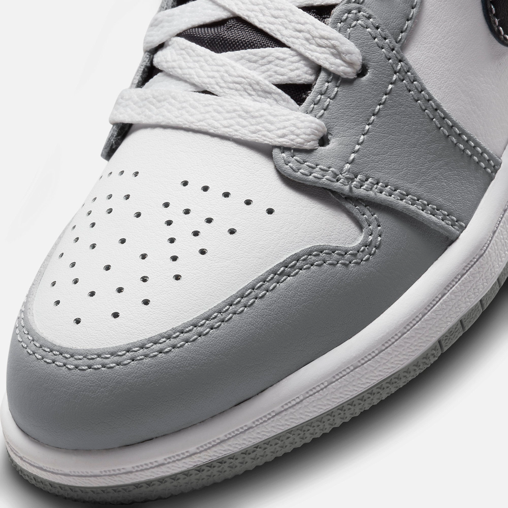 (PS) Air Jordan 1 Mid 'Light Smoke Grey' (2022) 640734-078 Air Jordan 1 Original Colorway Shoes