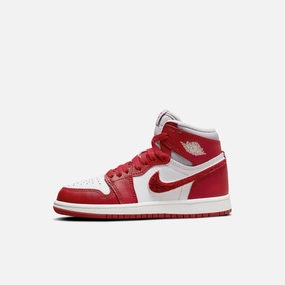 (PS) Air Jordan 1 Retro High OG 'Newstalgia Chenille' (2022) CU0449-061 Iconic Air Jordan 1 shoes with bold accents