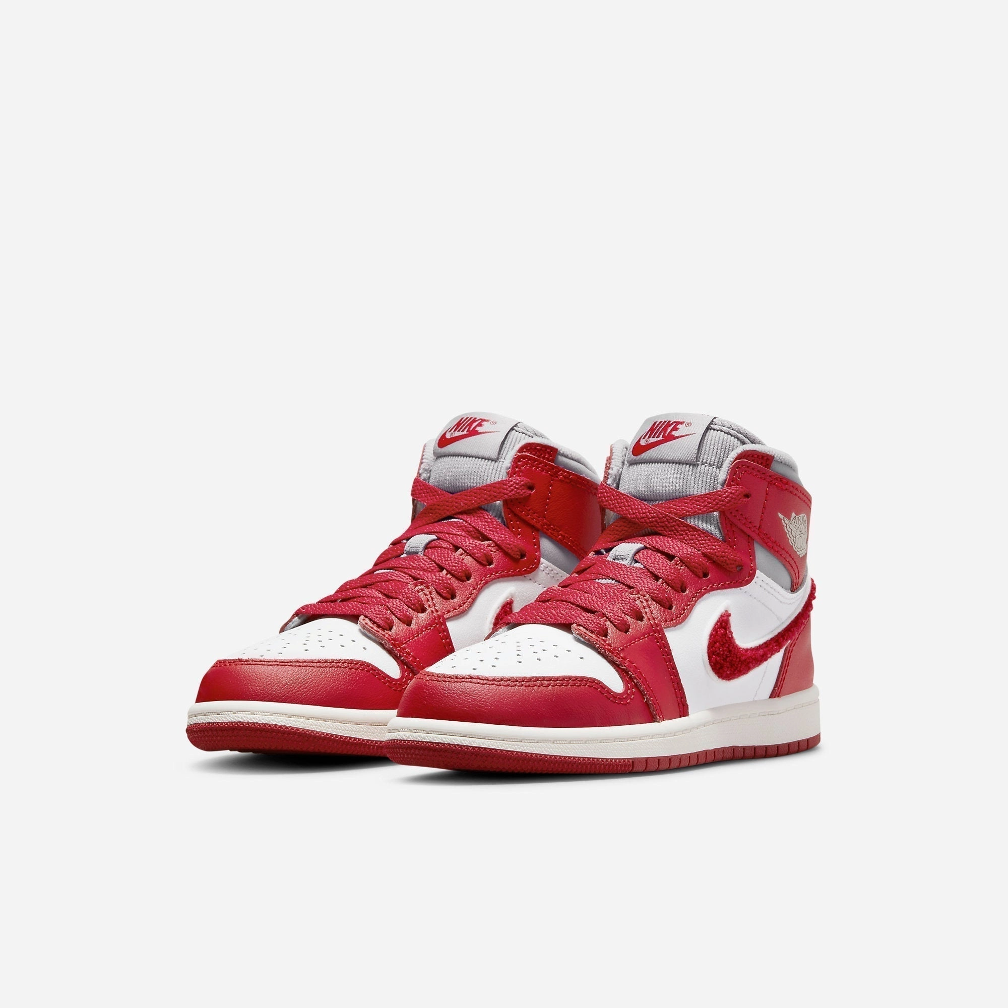 (PS) Air Jordan 1 Retro High OG 'Newstalgia Chenille' (2022) CU0449-061 Air Jordan 1 Timeless Heritage Shoes