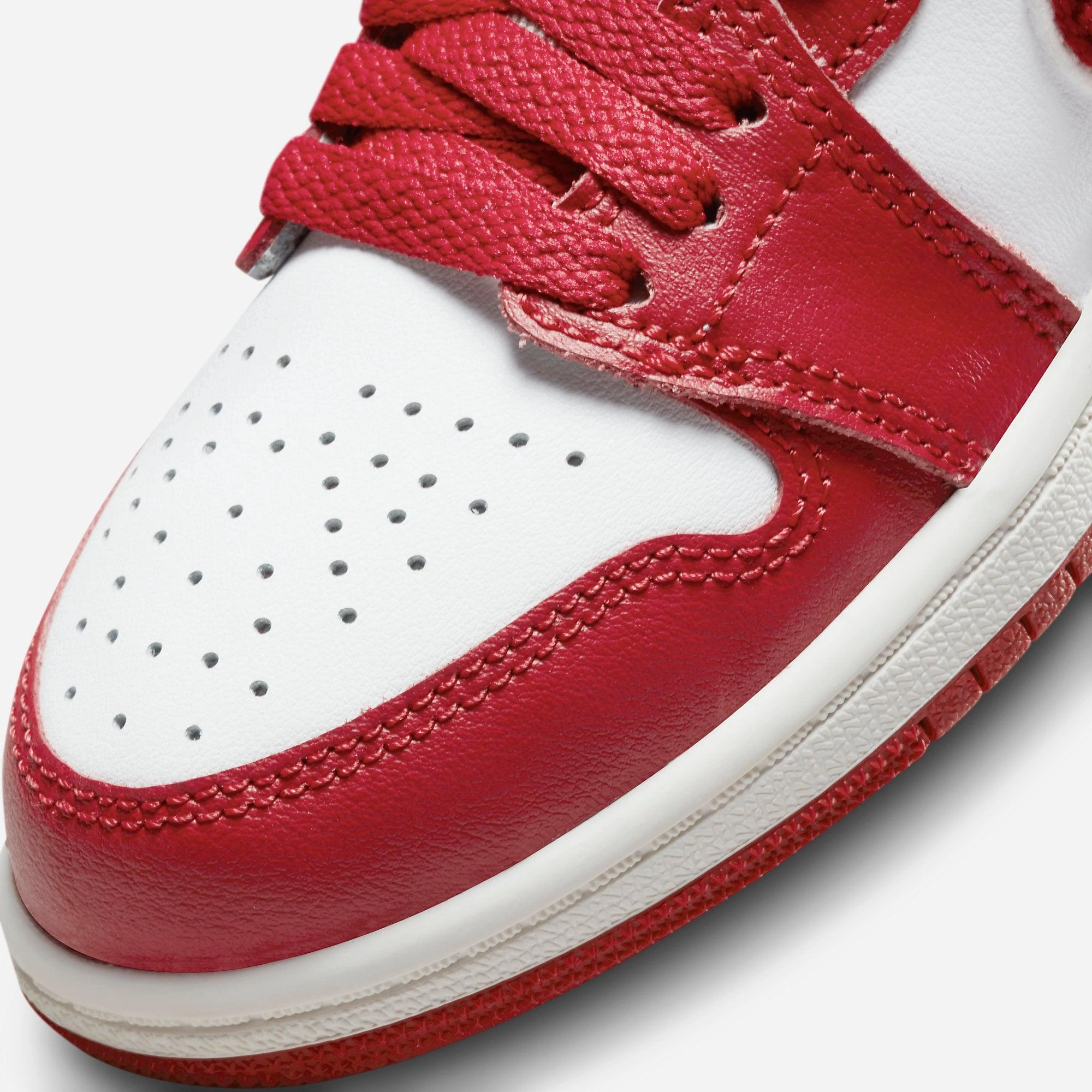 (PS) Air Jordan 1 Retro High OG 'Newstalgia Chenille' (2022) CU0449-061 Air Jordan 1 Timeless Heritage Shoes