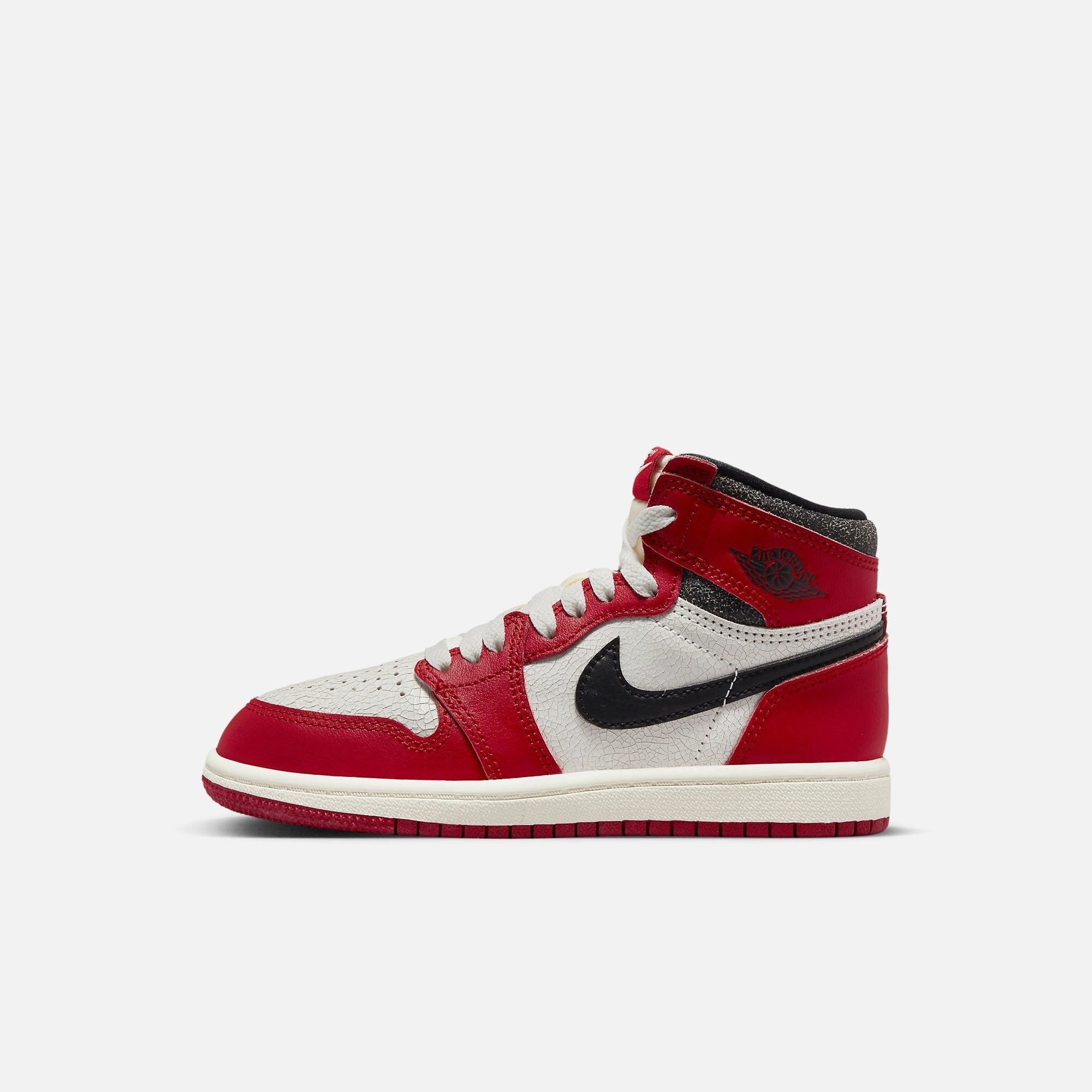 (PS) Air Jordan 1 Retro High OG 'Reimagined Chicago / Lost and Found' (2022) FD1412-612 Iconic Air Jordan 1 shoes with bold accents