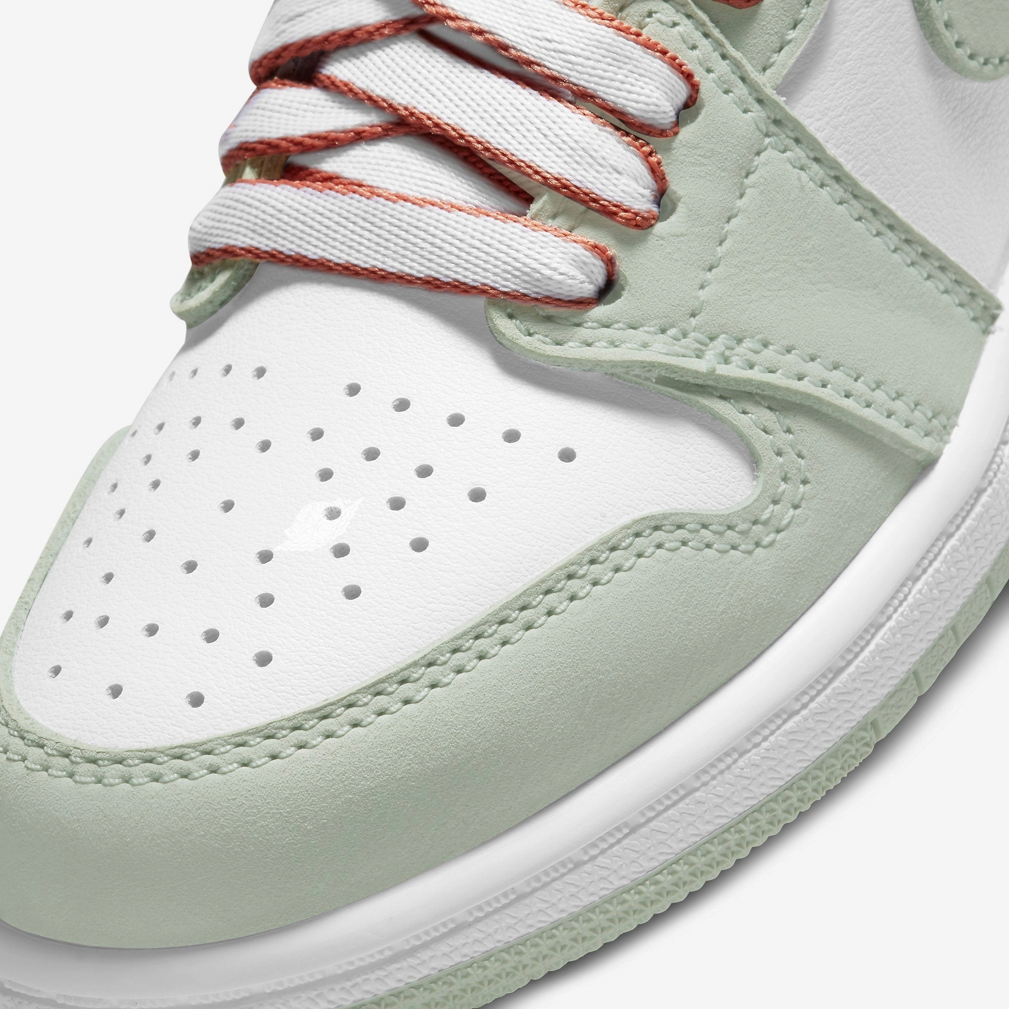 (PS) Air Jordan 1 Retro High OG 'Seafoam' (2021) CU0449-002 Air Jordan 1 Timeless Heritage Shoes