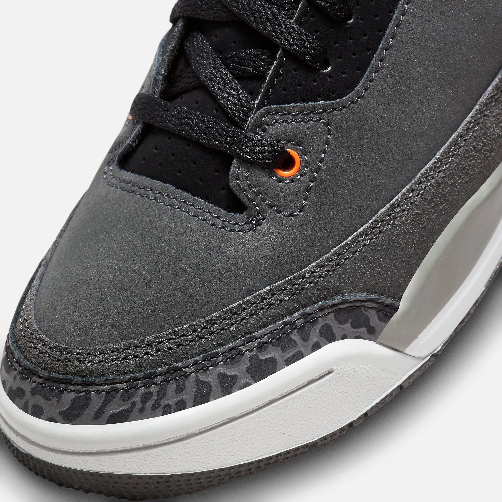 (PS) Air Jordan 3 Retro 'Fear' (2023) DM0966-080 Air Jordan 3 Retro Throwback Sneakers