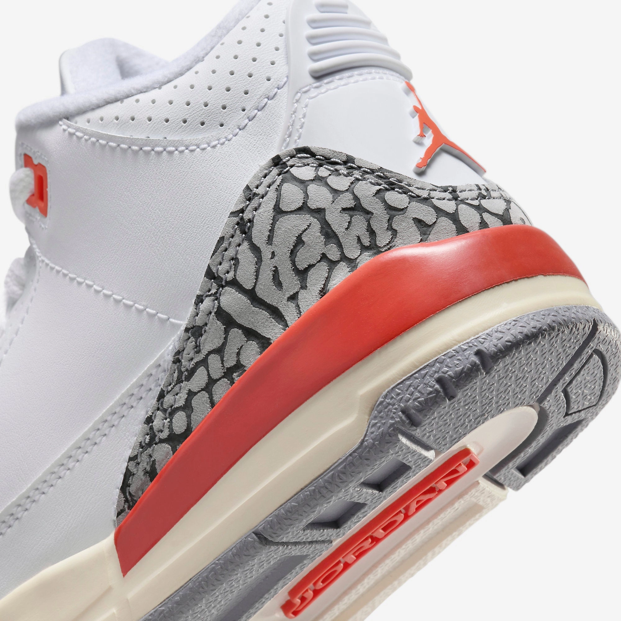 (PS) Air Jordan 3 Retro 'Georgia Peach' (2024) FQ9174-121 Air Jordan 3 Retro Throwback Sneakers