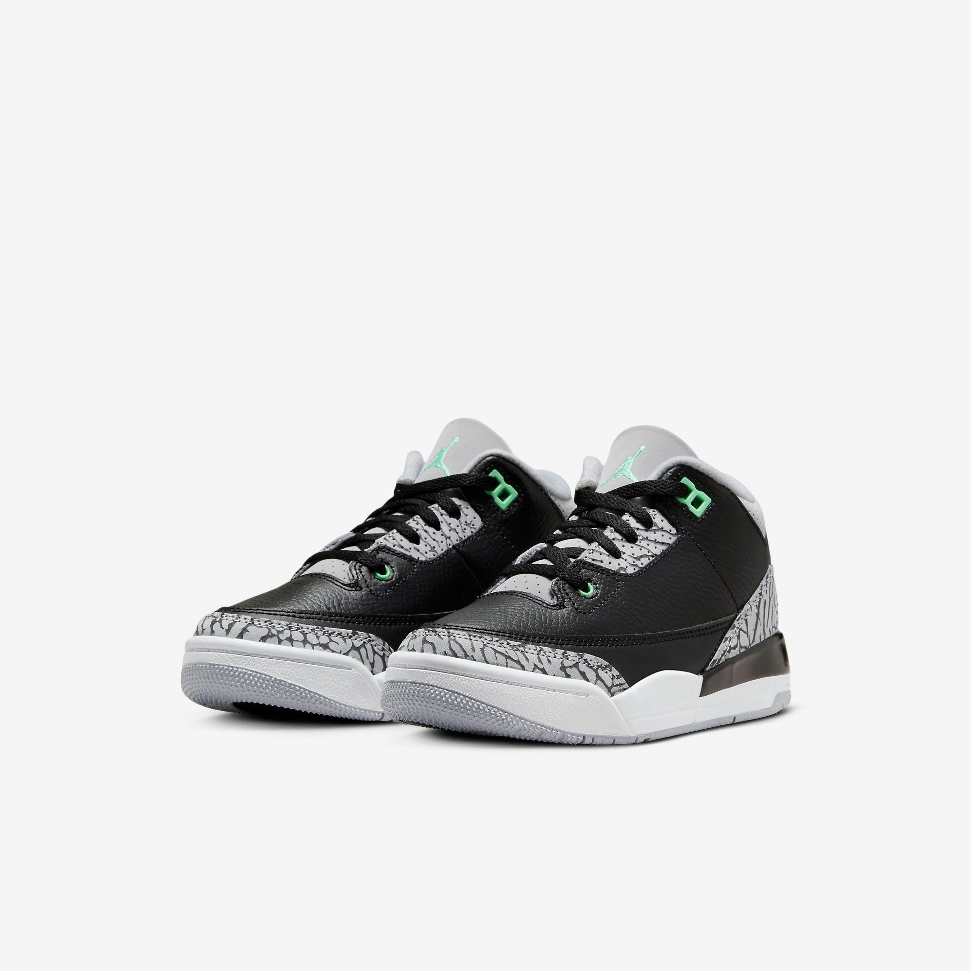 (PS) Air Jordan 3 Retro 'Green Glow' (2024) DM0966-031 Air Jordan 3 Retro Throwback Sneakers