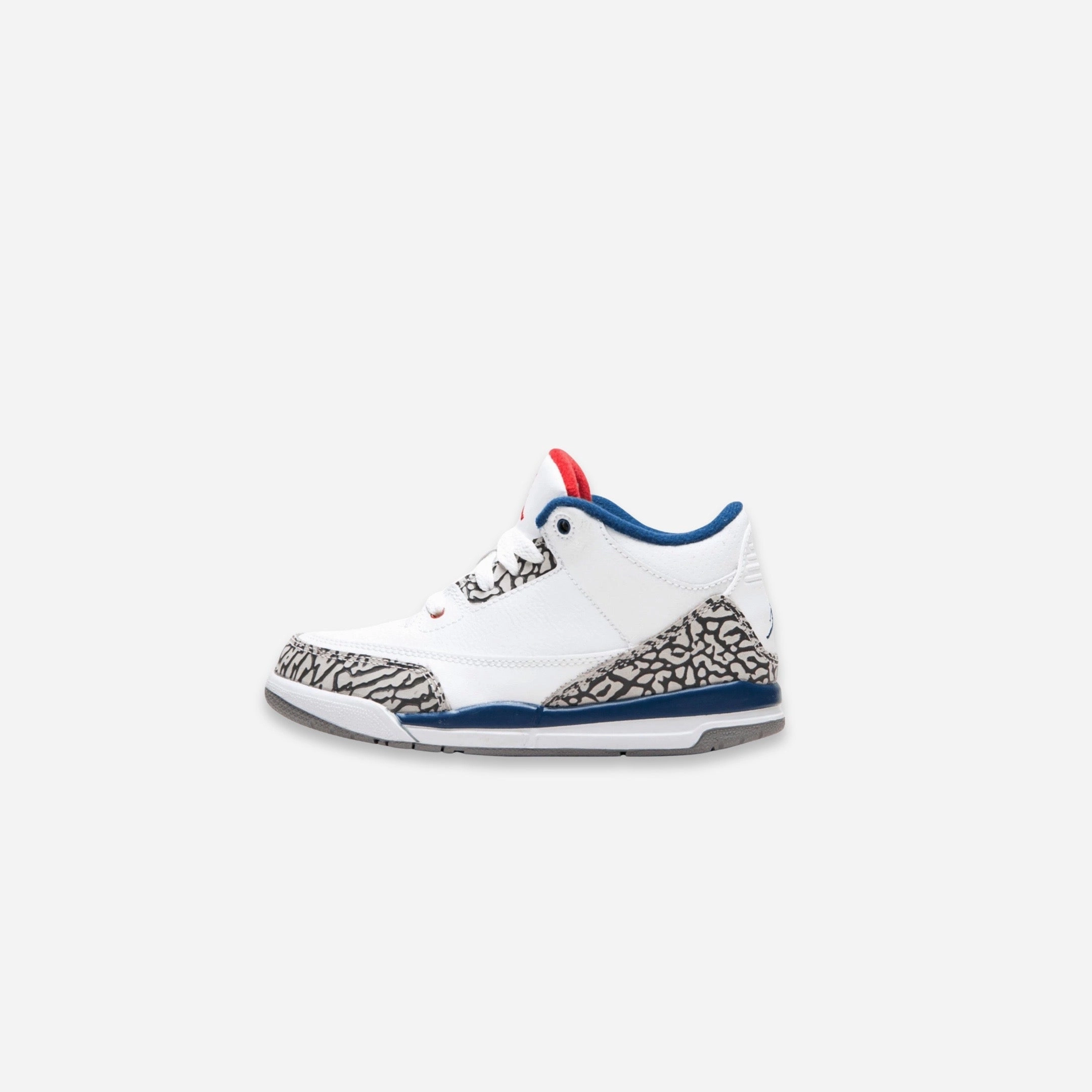 (PS) Air Jordan 3 Retro 'True Blue' (2016) 429487-106 Air Jordan 3 retro sneakers with throwback vibe