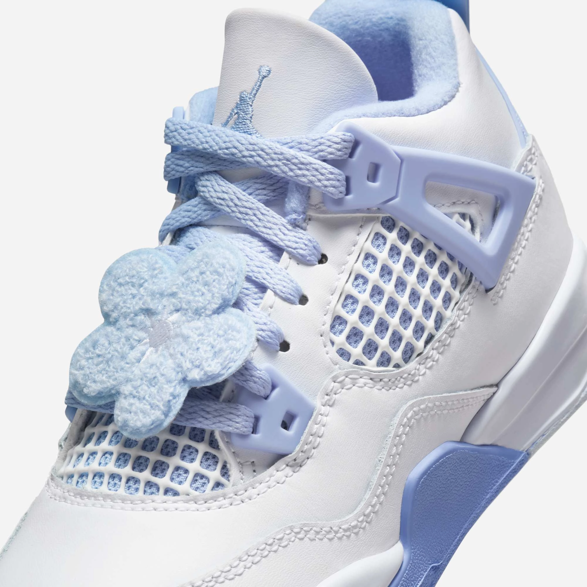 (PS) Air Jordan 4 Retro 'Forget Me Not / Aluminum' (2025) IB8962-100 Air Jordan 4 Visible Air Unit Sneakers