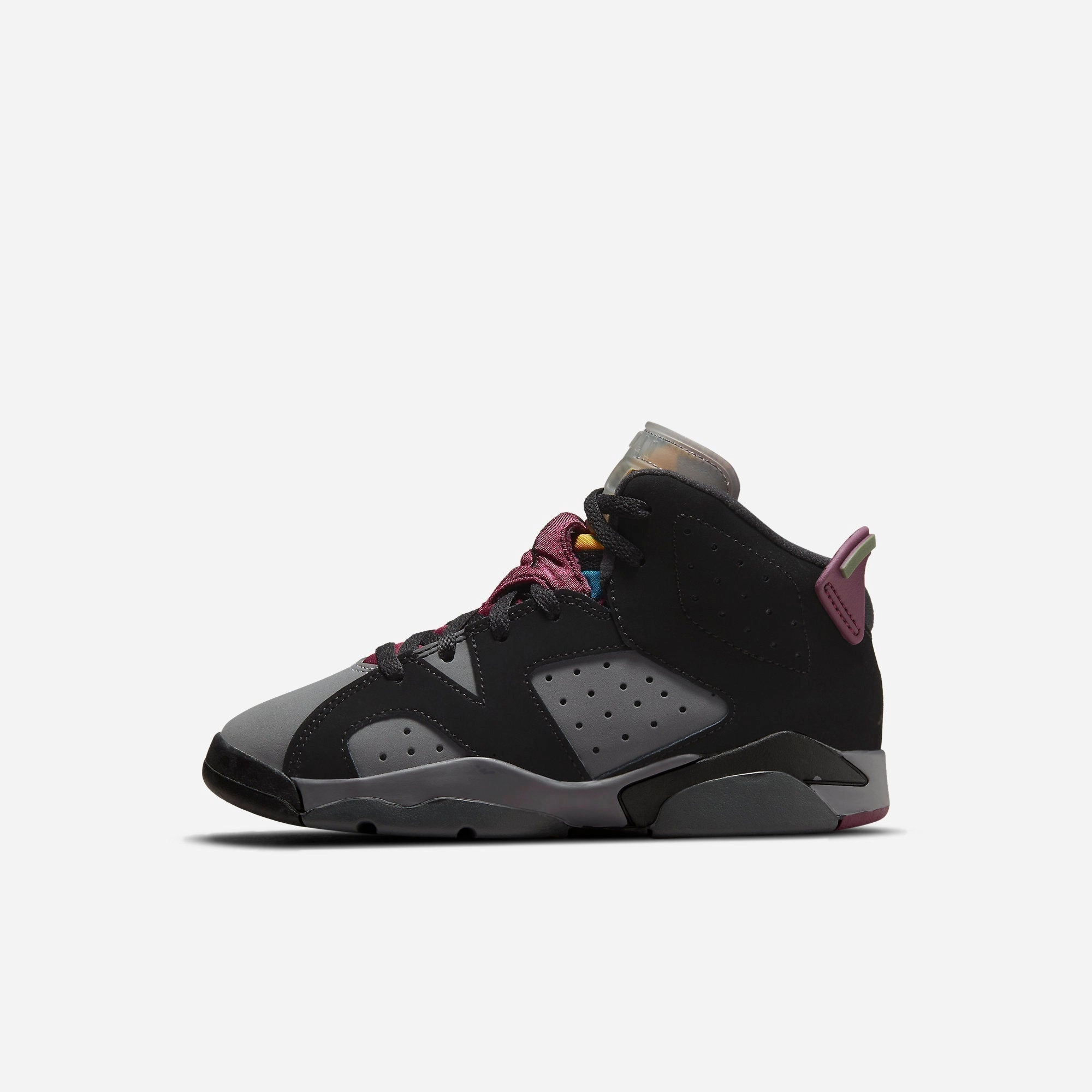 (PS) Air Jordan 6 Retro 'Bordeaux' (2021) 384666-063 Air Jordan 6 high-top shoes for hoop fans