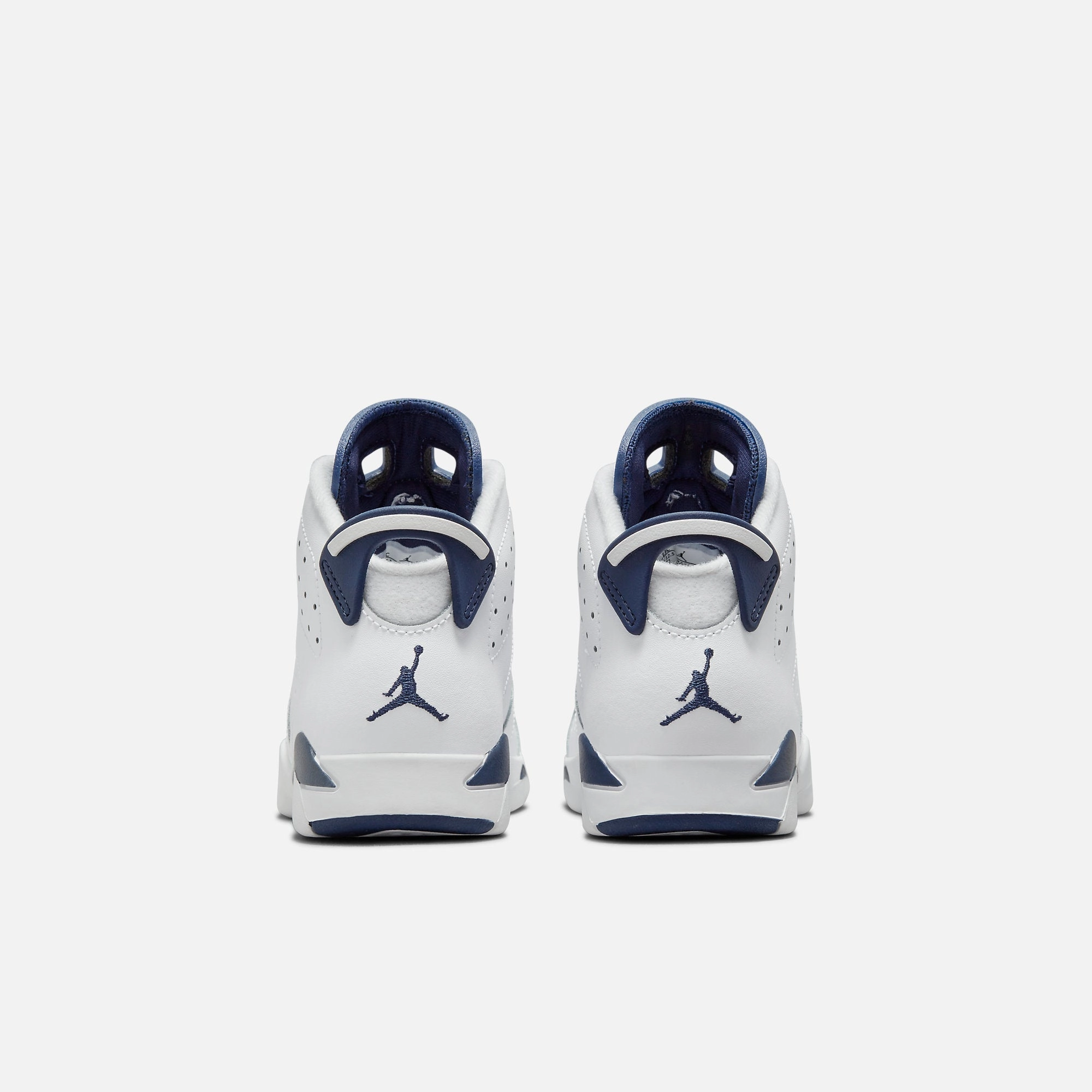 (PS) Air Jordan 6 Retro 'Midnight Navy' (2022) 384666-141 Air Jordan 6 Classic High-Top Sneakers