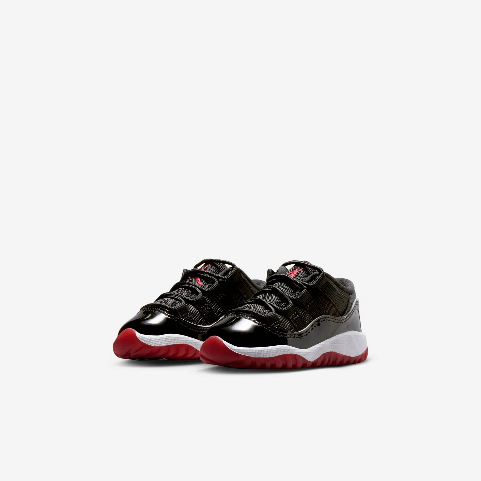 (TD) Air Jordan 11 Retro Low 'Playoffs / Bred' (2025) FV5120-006 Air Jordan 11 Patent Basketball Shoes