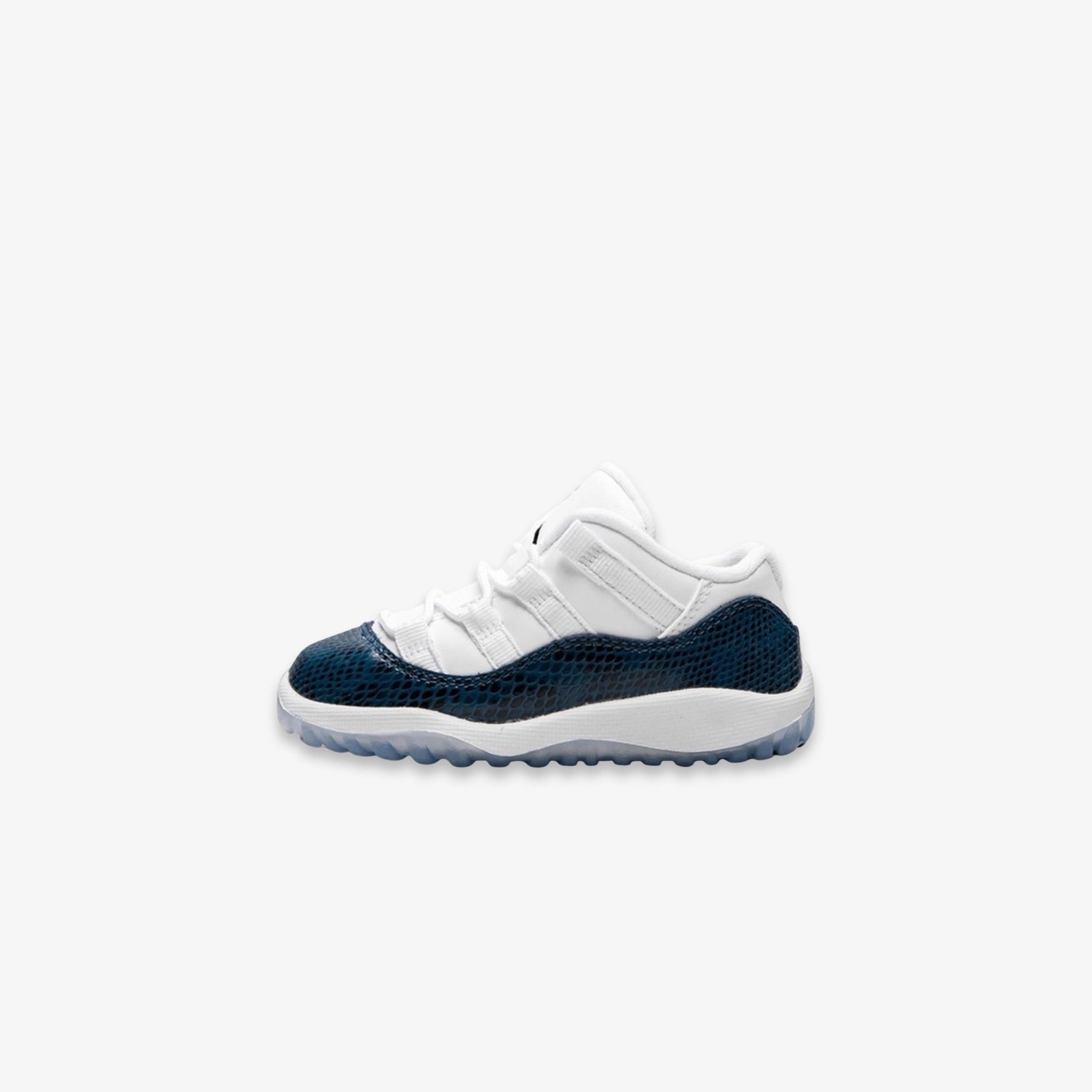(TD) Air Jordan 11 Retro Low LE 'Navy Snakeskin' (2019) CD6849-102 Air Jordan 11 basketball shoes with patent look