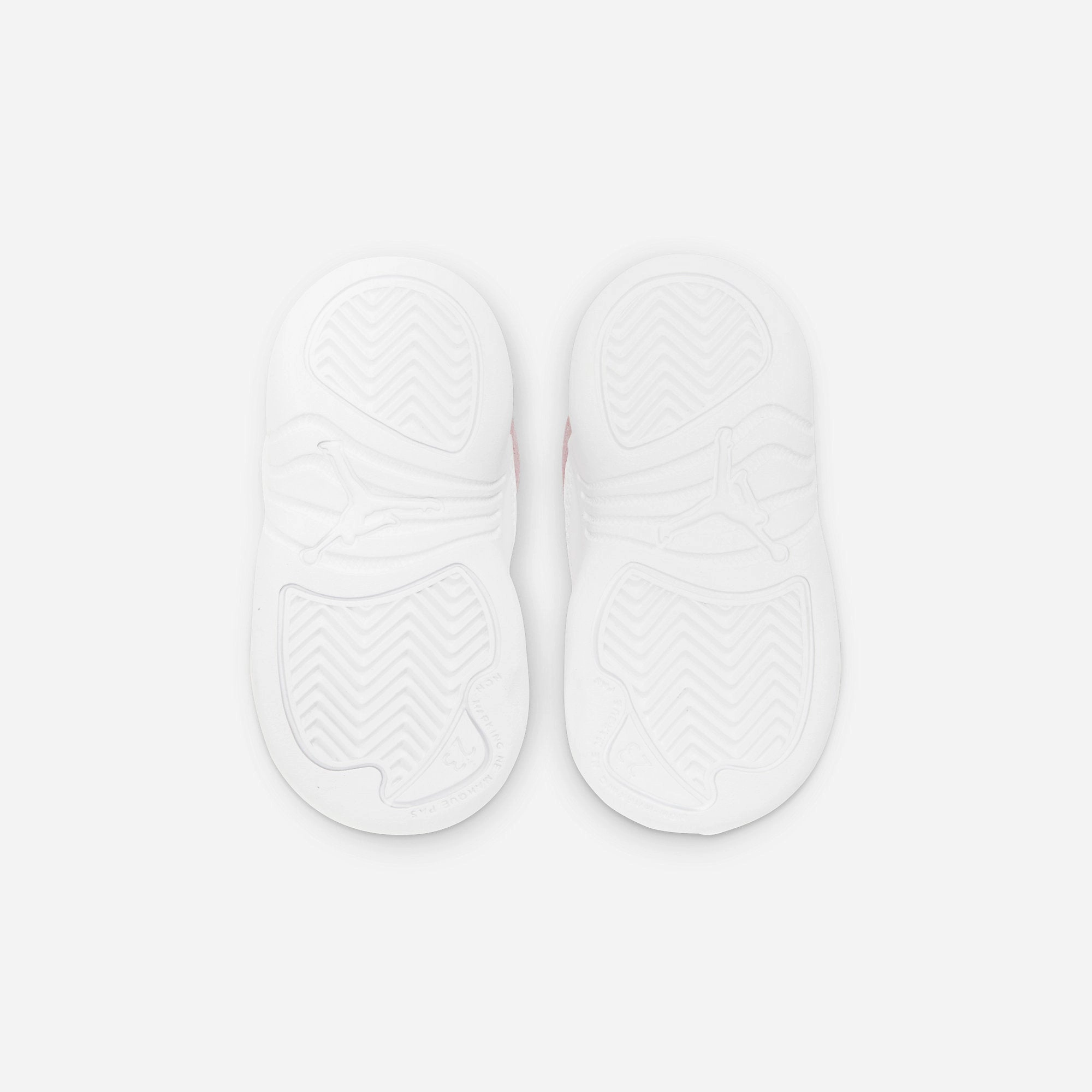 (TD) Air Jordan 12 Retro 'Arctic Punch' (2021) 819666-101 Air Jordan 12 Game-Ready Sneakers
