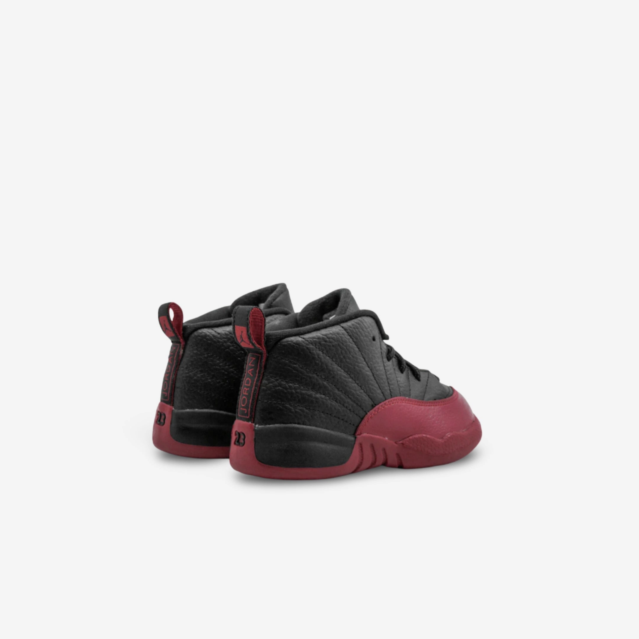(TD) Air Jordan 12 Retro 'Flu Game' (2016) 850000-002 Air Jordan 12 Game-Ready Sneakers