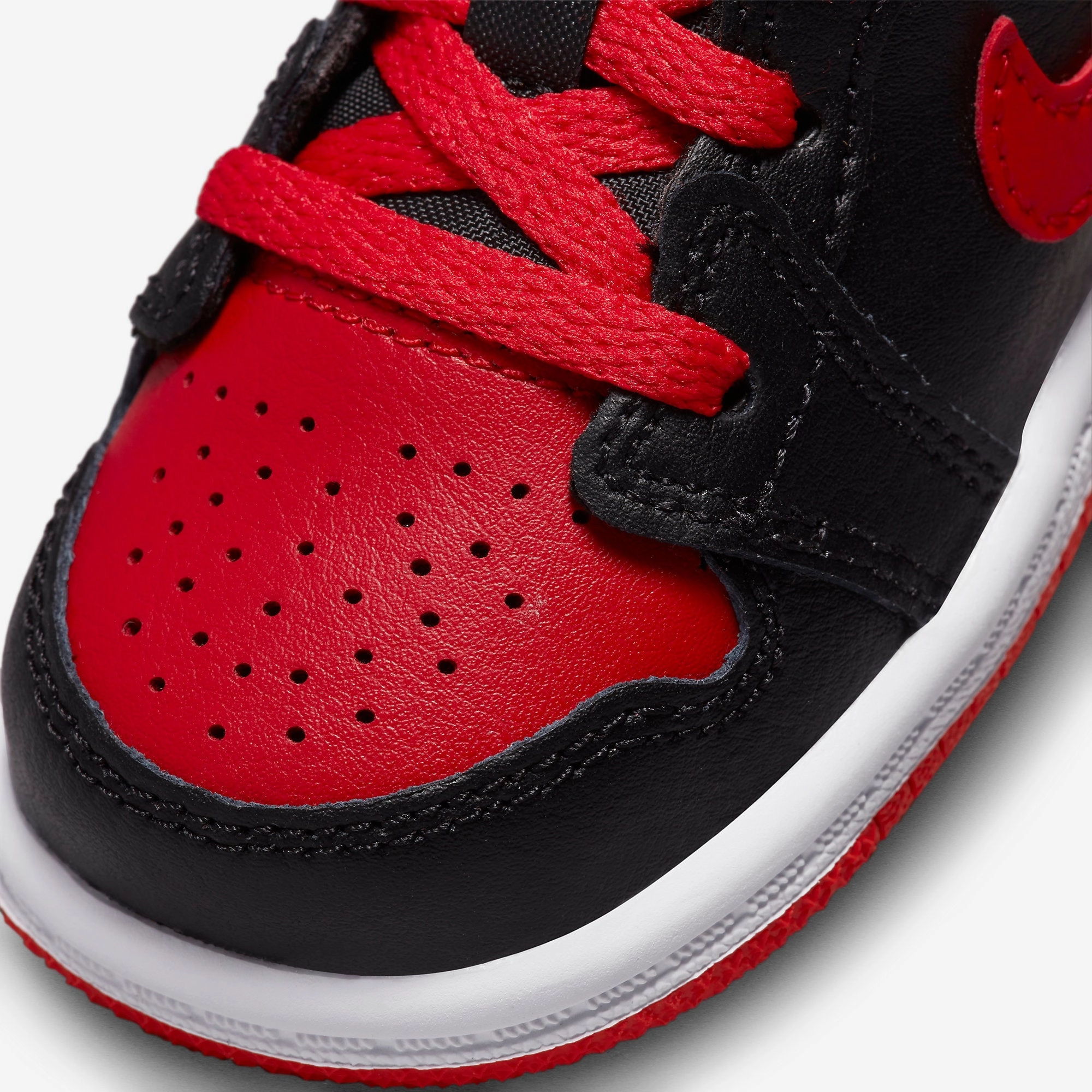 (TD) Air Jordan 1 Mid 'Alternate Bred' (2022) DQ8425-060 Air Jordan 1 Original Colorway Shoes