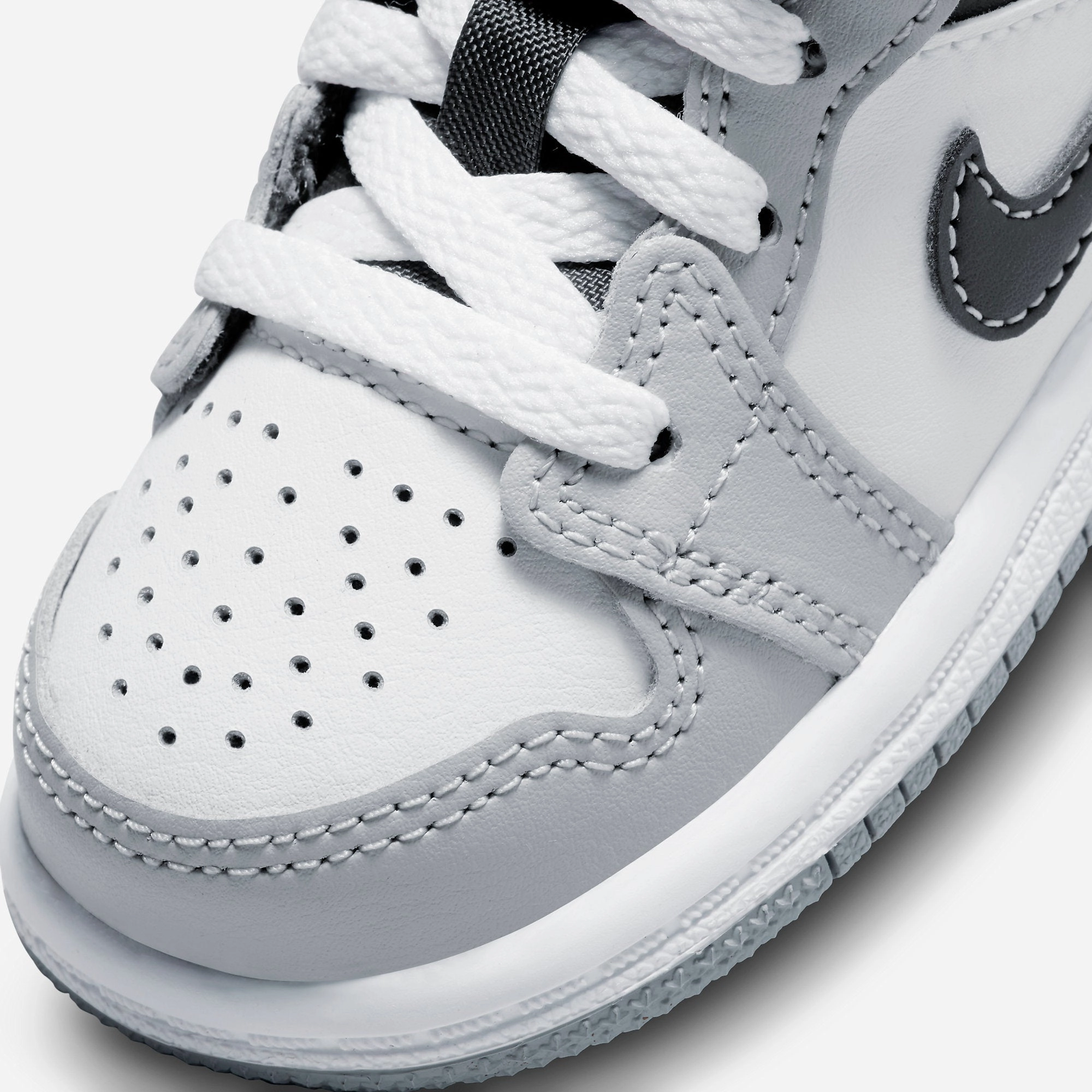 (TD) Air Jordan 1 Mid 'Light Smoke Grey' (2022) 640735-078 Air Jordan 1 Original Colorway Shoes