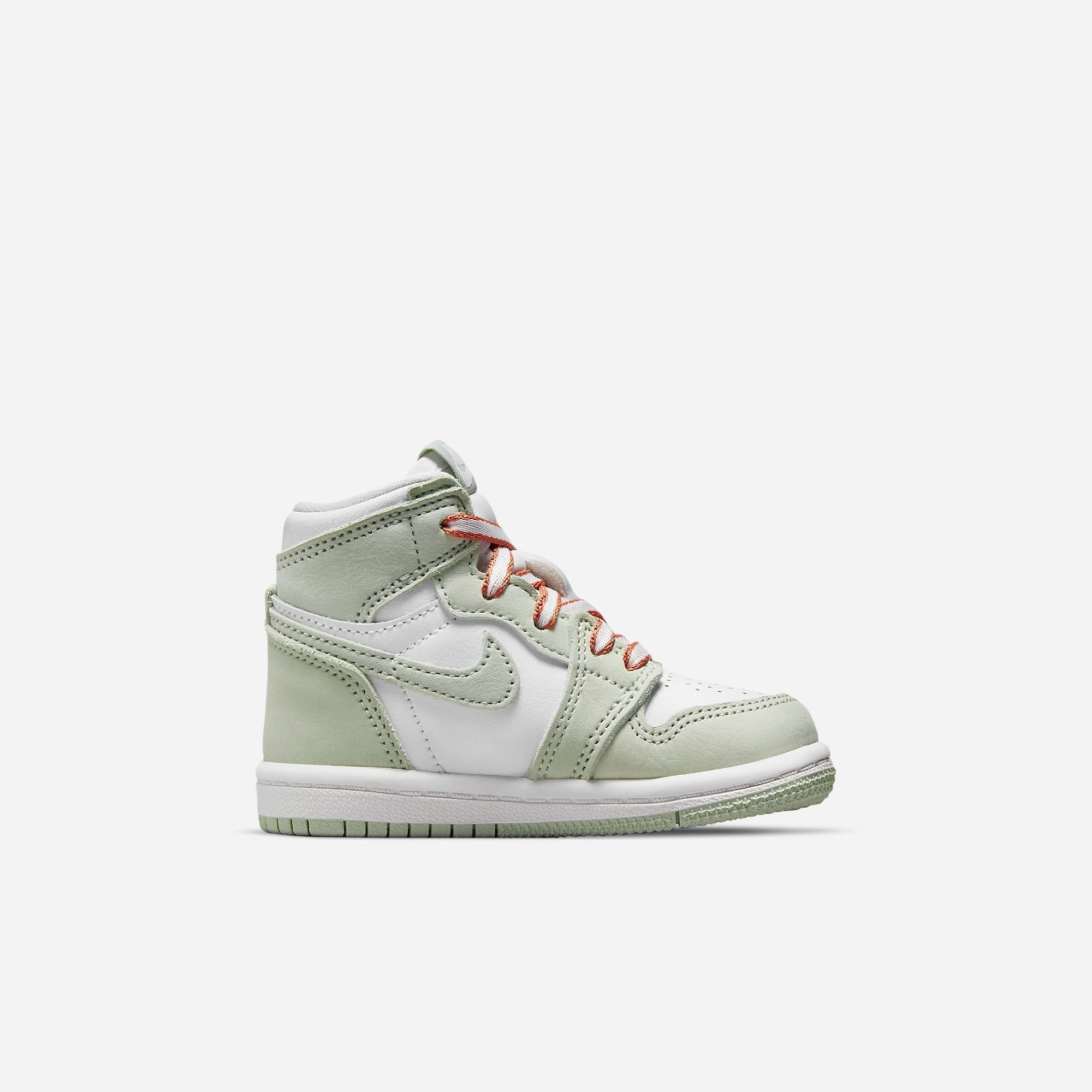(TD) Air Jordan 1 Retro High OG 'Seafoam' (2021) CU0450-002 Air Jordan 1 Signature Look Sneakers
