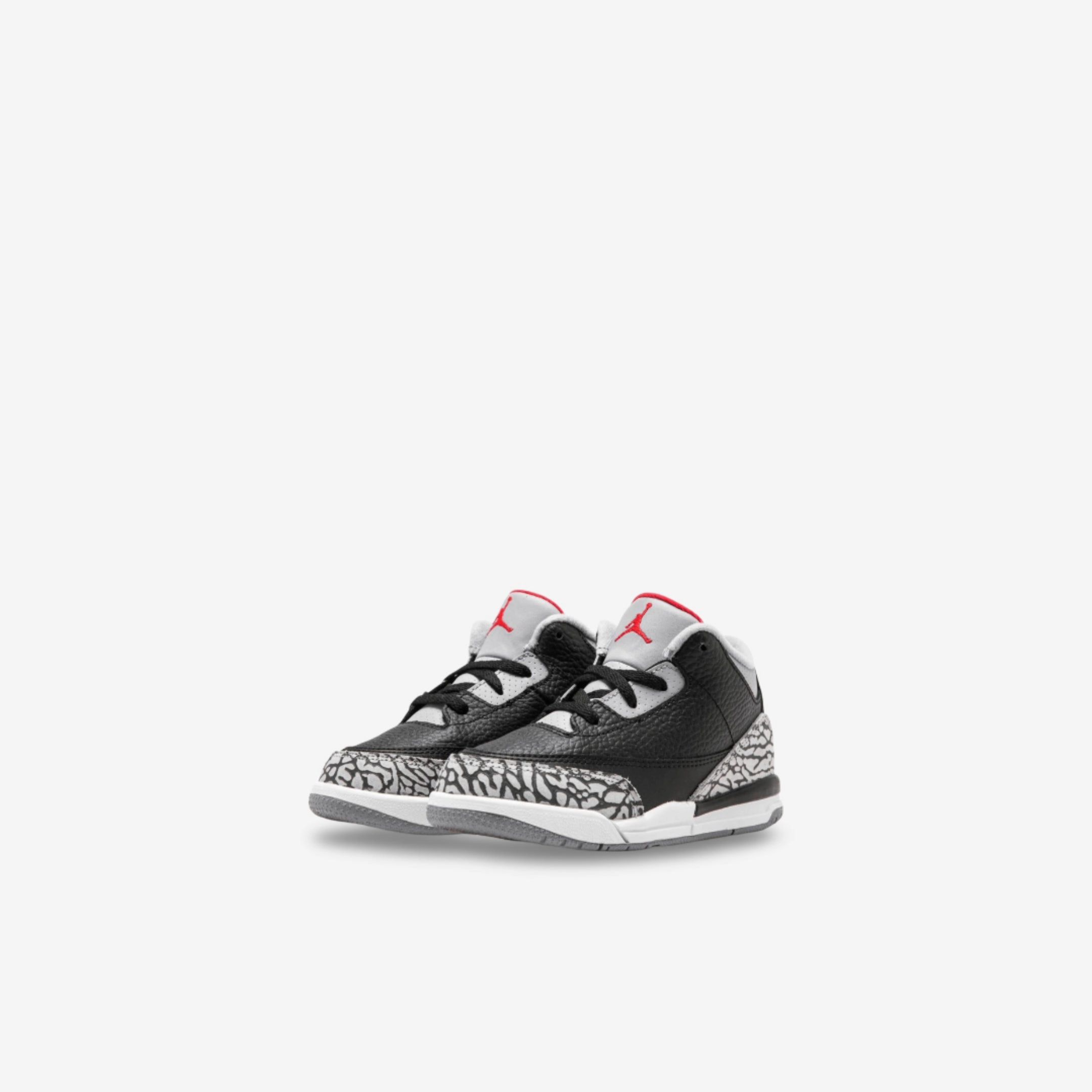 (TD) Air Jordan 3 Retro 'Black Cement' (2018) 832033-021 Air Jordan 3 Retro Throwback Sneakers