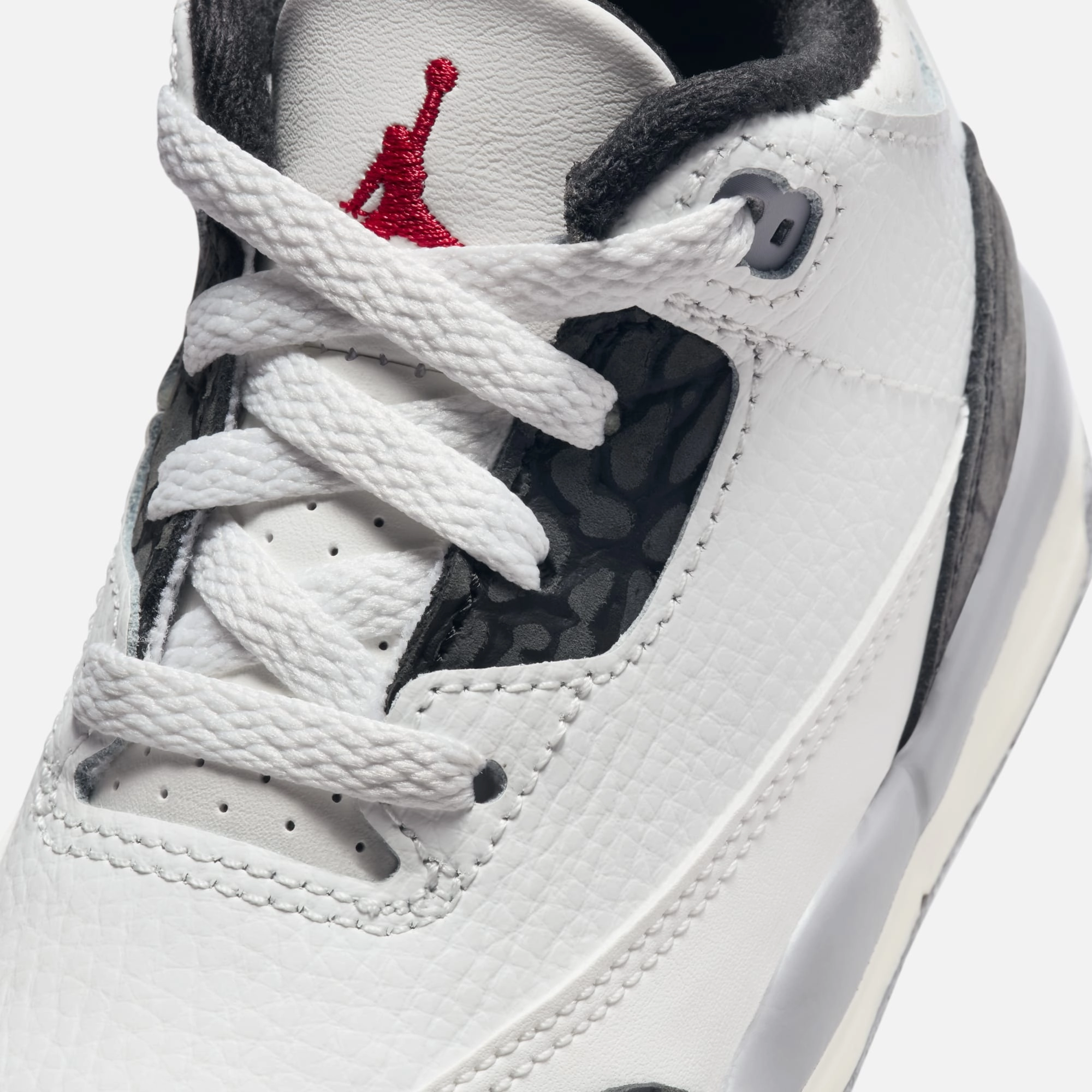 (TD) Air Jordan 3 Retro 'Cement Grey' (2024) DM0968-106 Air Jordan 3 Retro Throwback Sneakers