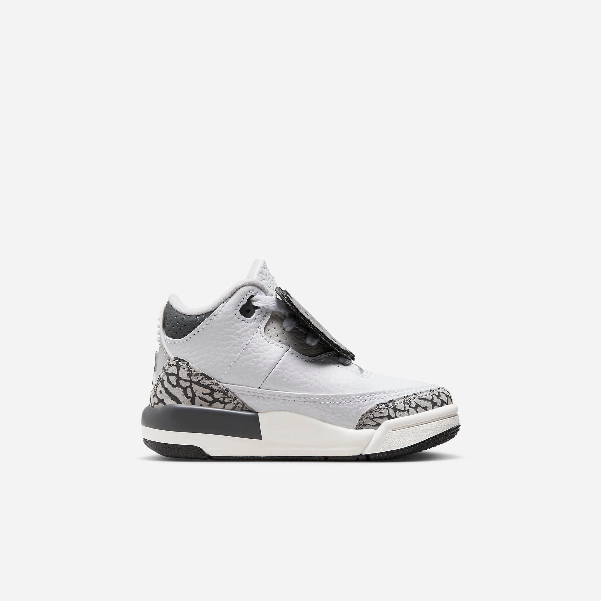 (TD) Air Jordan 3 Retro 'Hide N Sneak' (2023) FB4415-100 Air Jordan 3 Retro Throwback Sneakers