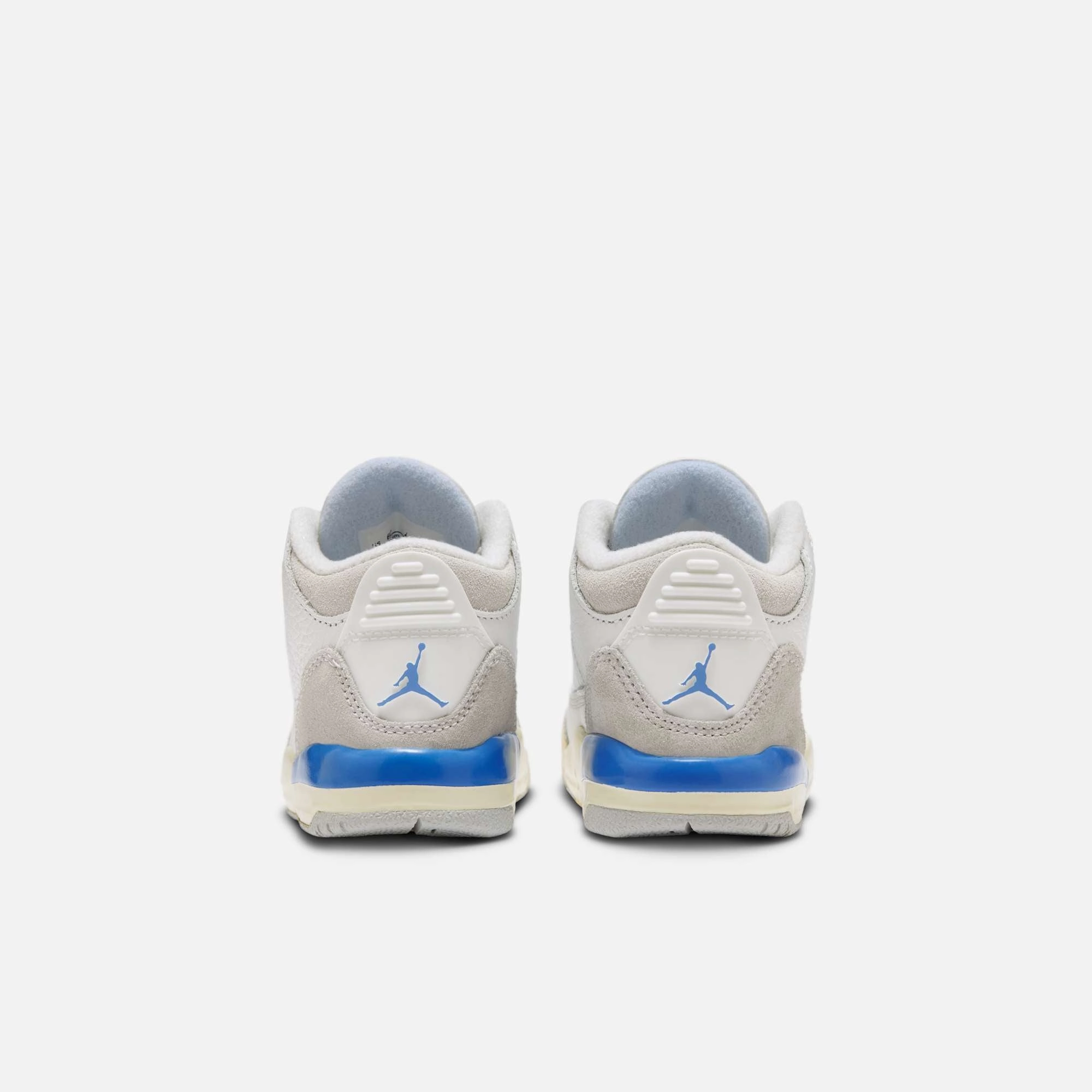 (TD) Air Jordan 3 Retro 'Lucky Shorts / Hydrogen Blue' (2025) DM0968-101 Air Jordan 3 Retro Throwback Sneakers