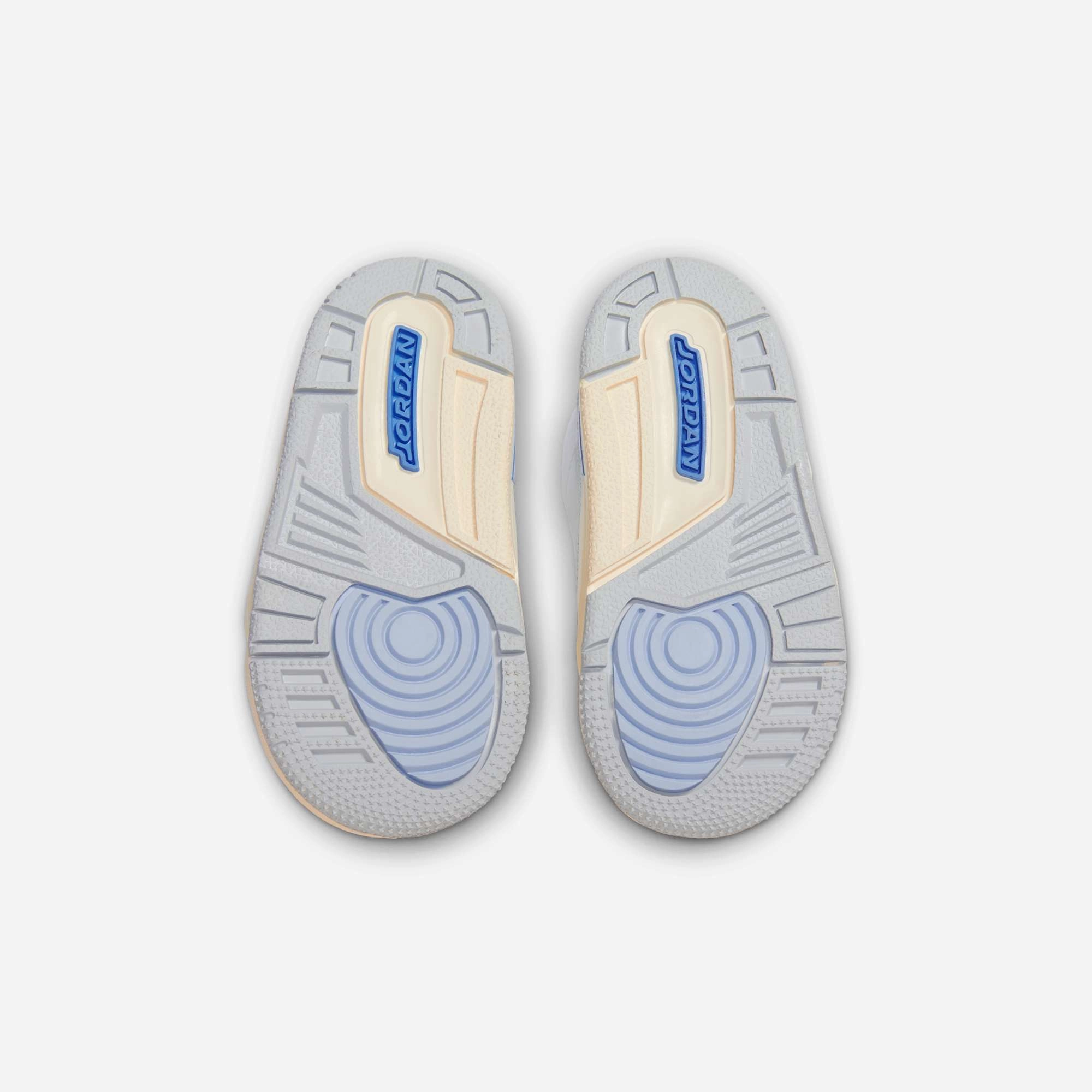(TD) Air Jordan 3 Retro 'Lucky Shorts / Hydrogen Blue' (2025) DM0968-101 Air Jordan 3 Retro Throwback Sneakers
