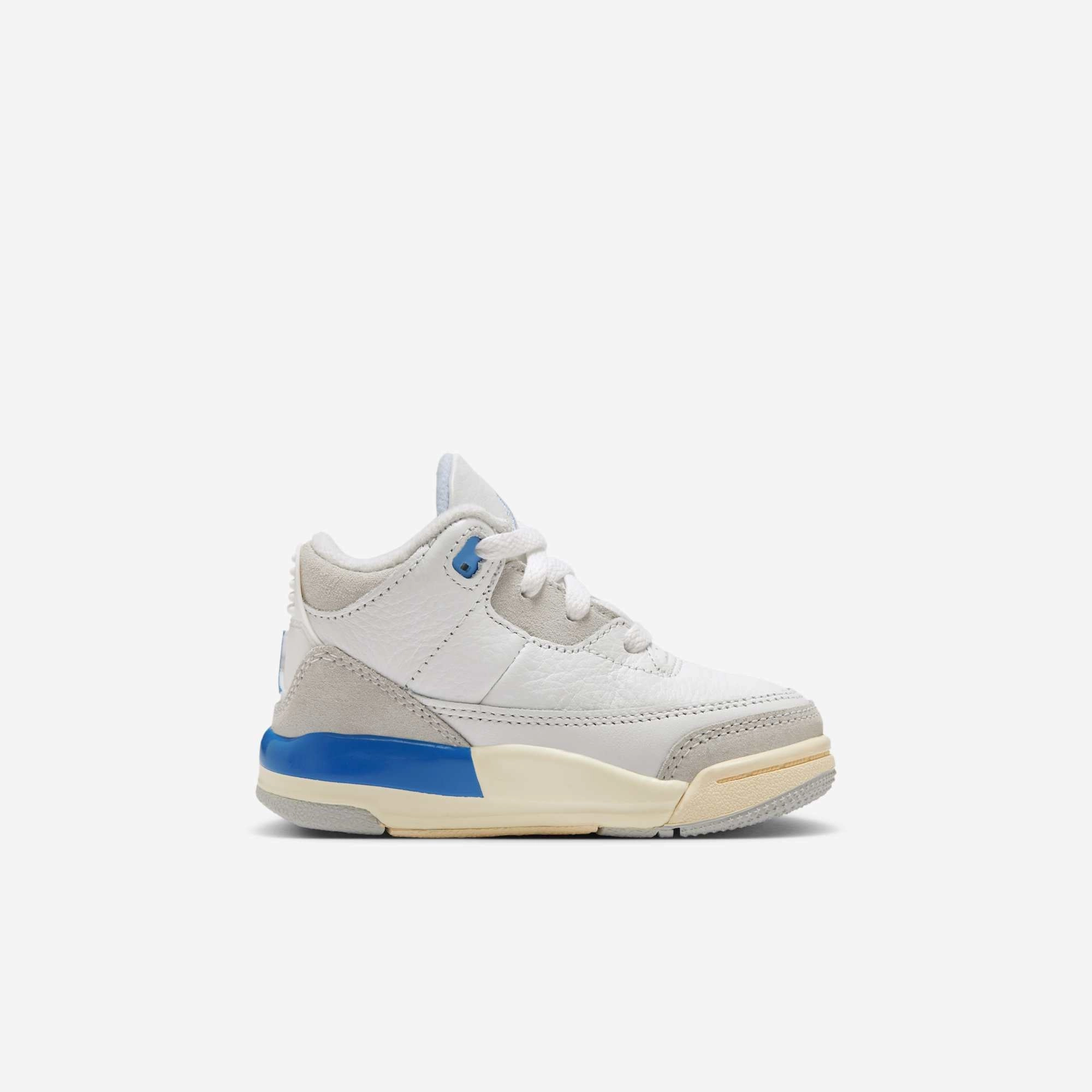 (TD) Air Jordan 3 Retro 'Lucky Shorts / Hydrogen Blue' (2025) DM0968-101 Air Jordan 3 Retro Throwback Sneakers