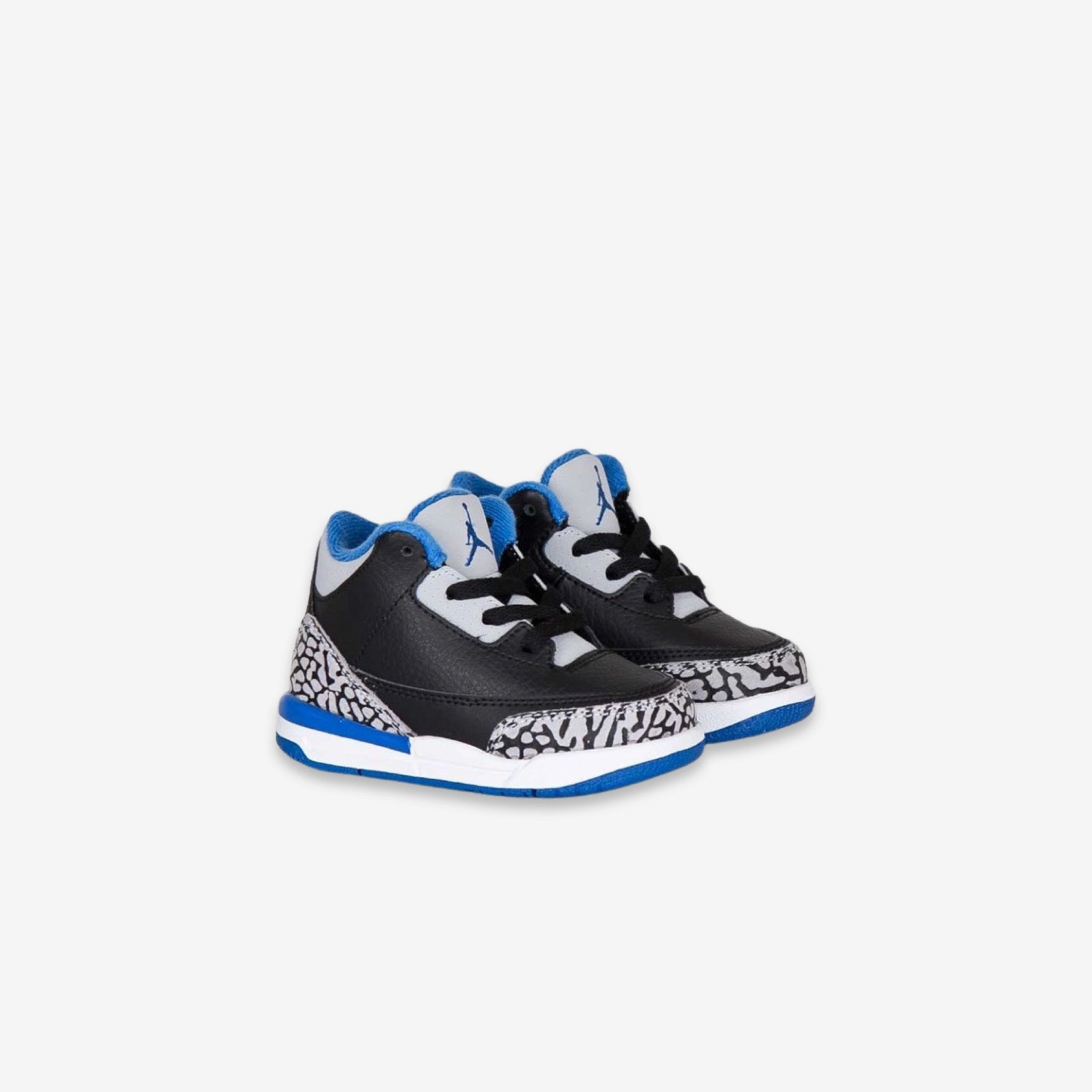 (TD) Air Jordan 3 Retro 'Sport Blue' (2014) 832033-007 Air Jordan 3 Retro Throwback Sneakers