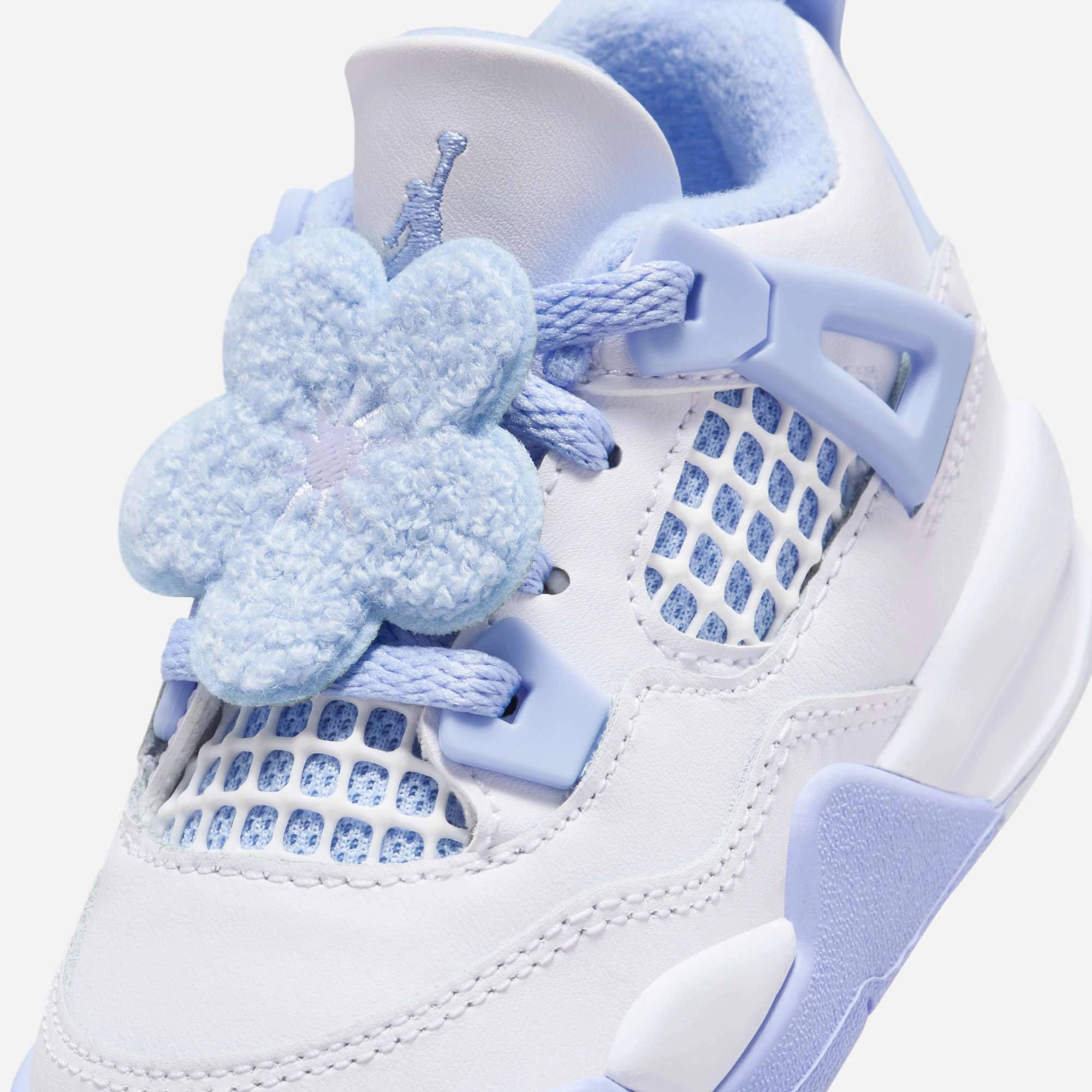 (TD) Air Jordan 4 Retro 'Forget Me Not / Aluminum' (2025) IB8961-100 Air Jordan 4 Visible Air Unit Sneakers